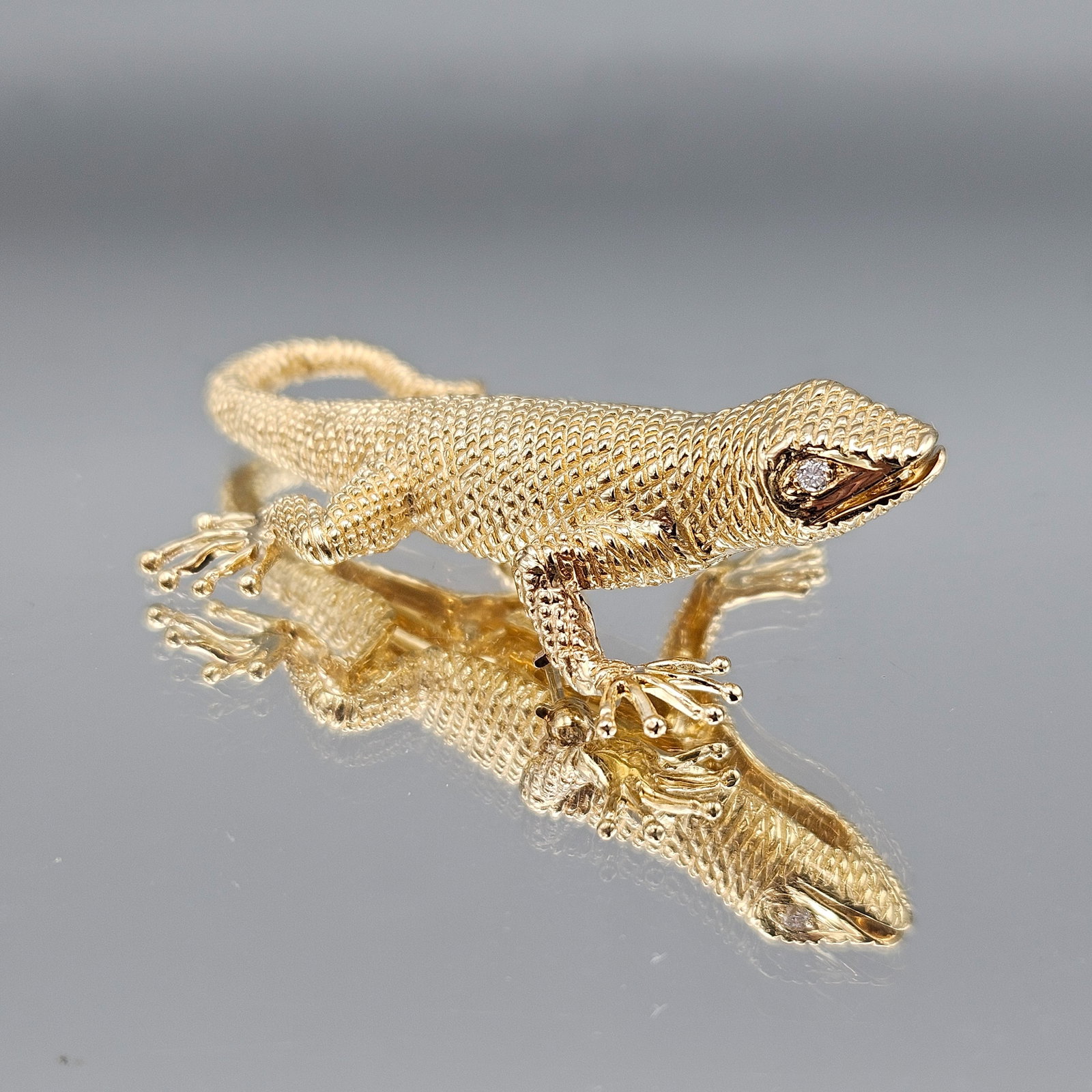 Danker 14K Gold and Diamond Lizard Brooch (1 of 6)