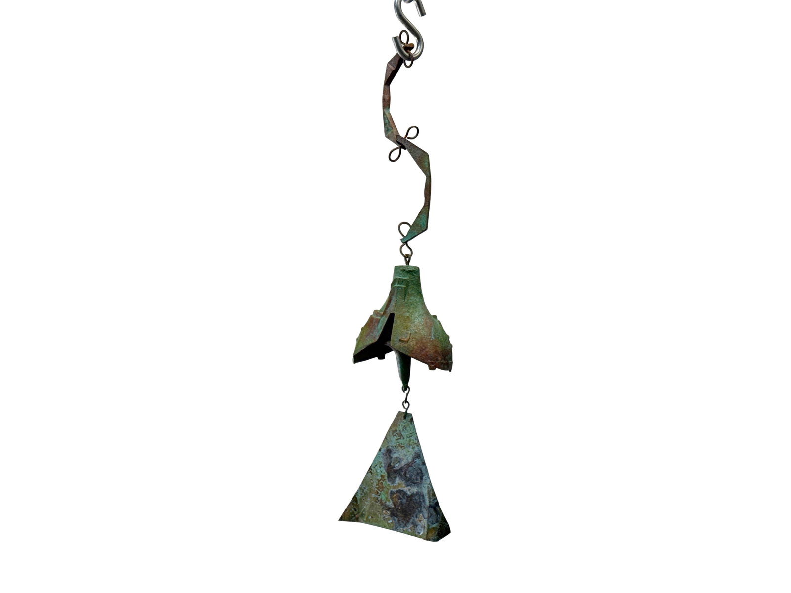 Paolo Soleri Bronze Windbell: A Paolo Soleri Arcosanti bronze windbell. Stamped. 21in tall x 5in wide. | You have additional shipping options, and are not required to use Live Shipping. Additional third-party shipper details;