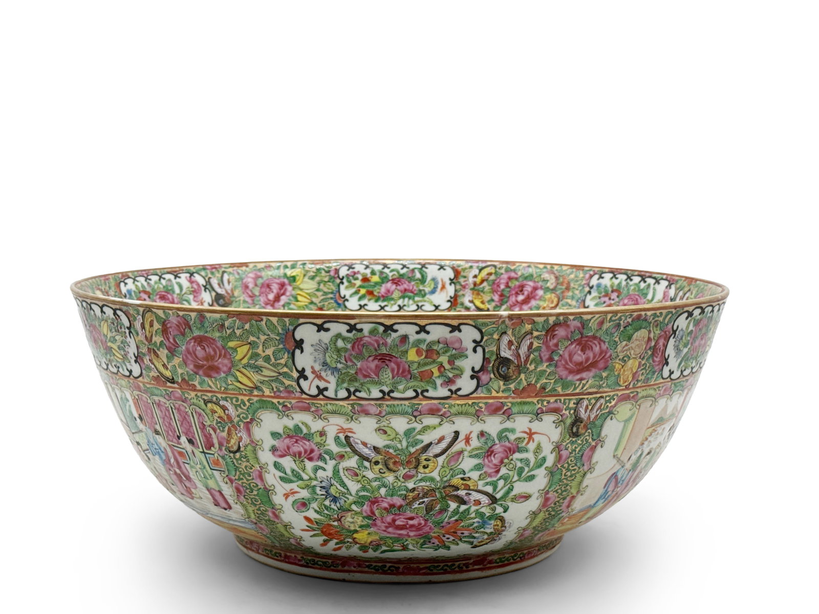 Large Chinese Rose Medallion Punch Bowl (1 of 8)