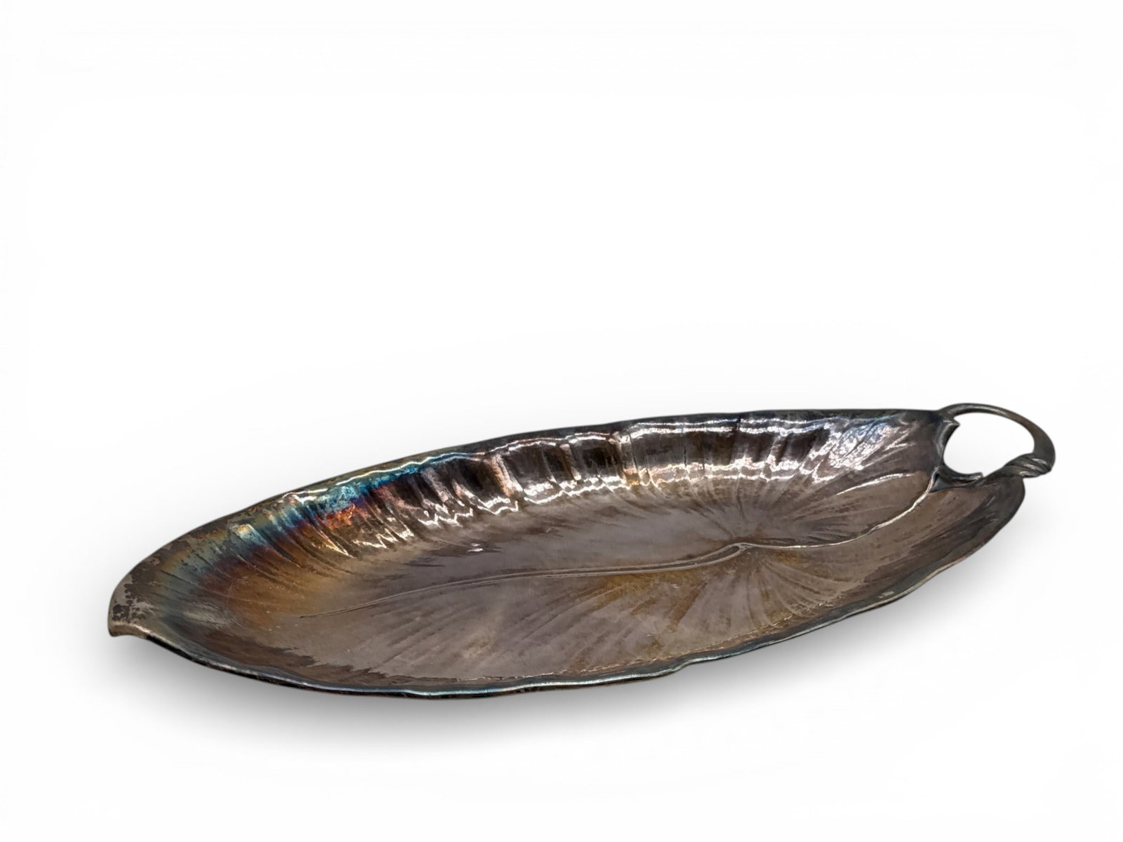Art Nouveau Sterling Silver Leaf Dish: An American Art Nouveau sterling silver leaf-form dish. Marked Sterling WJ19. 1in tall x 12in wide. 9.57 ozt. | You have additional shipping options, and are not required to use Live Shipping.