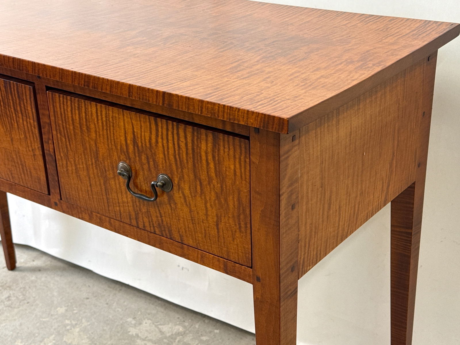 David Smith Tiger Maple Console Server - 4