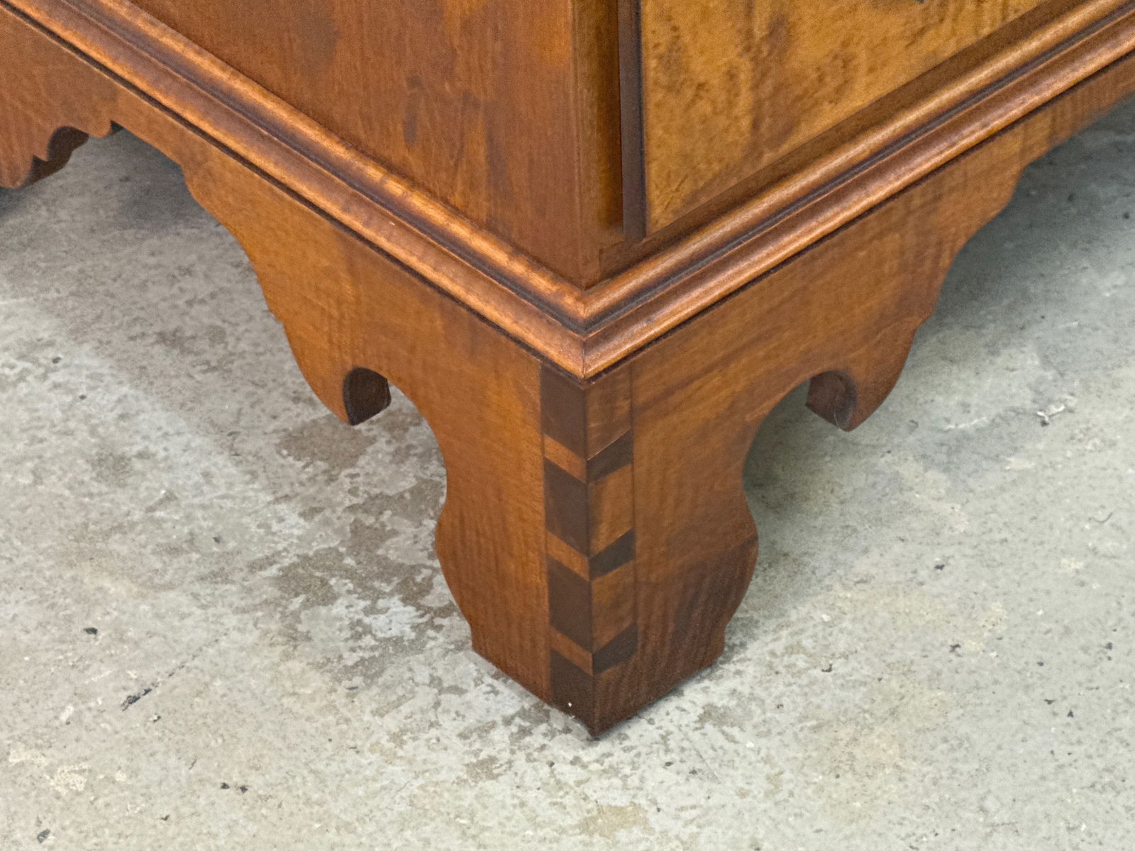 D.R. Dimes Tiger Maple Bureau - 7