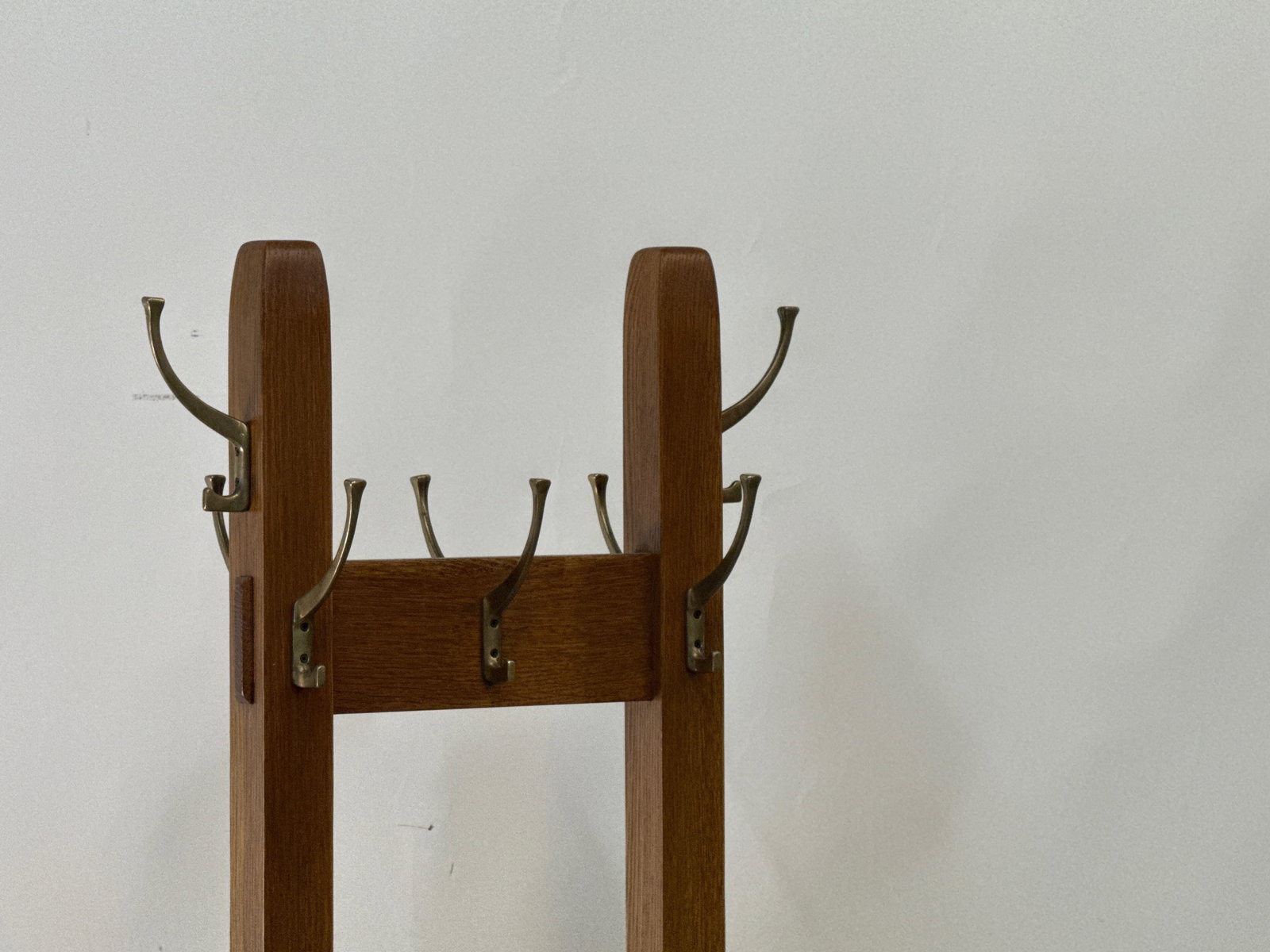 Stickley Arts & Crafts Oak Coat Rack - 2