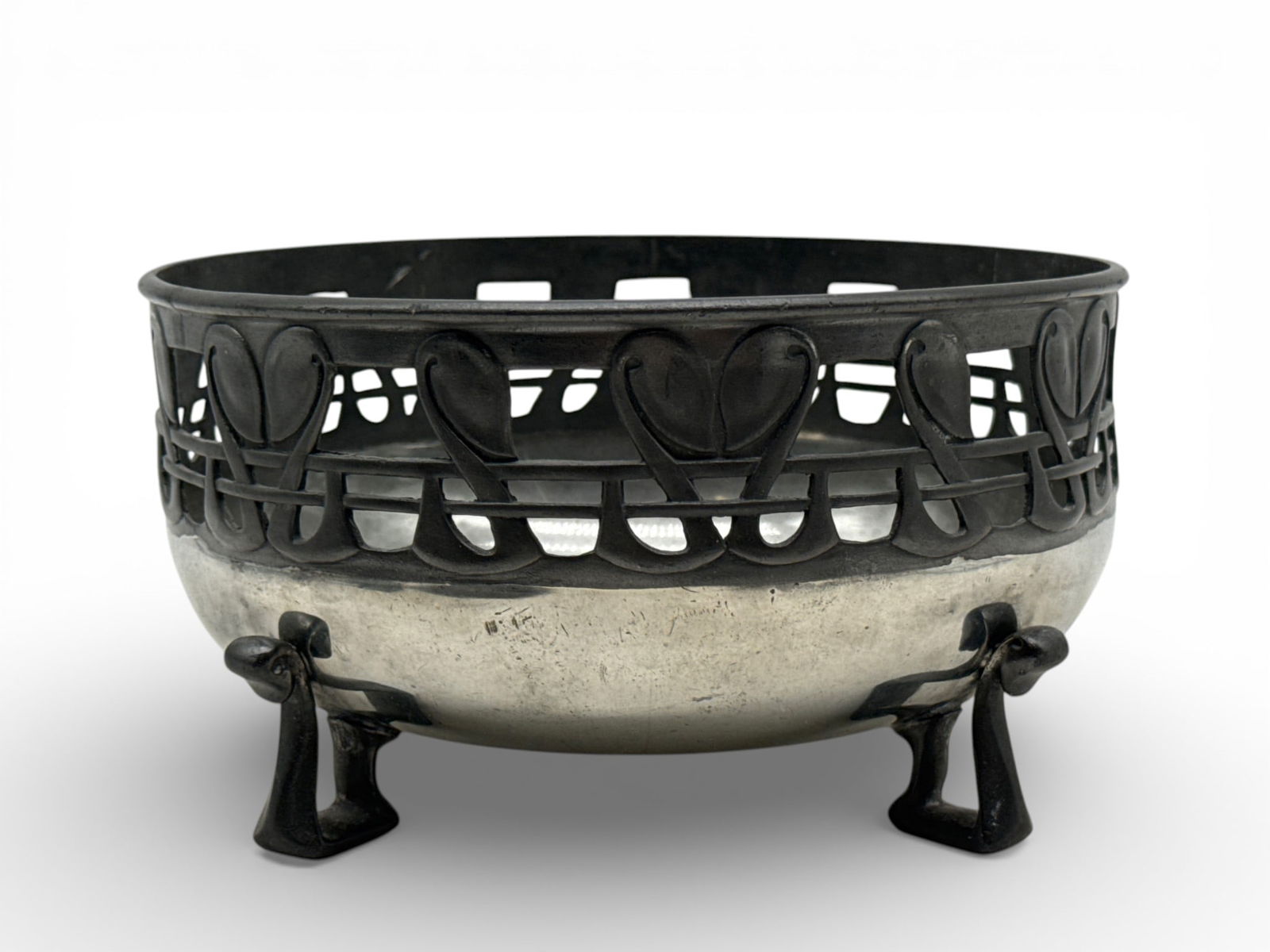 Achribald Knox for Liberty & Co. Tudric Pewter Bowl (1 of 5)