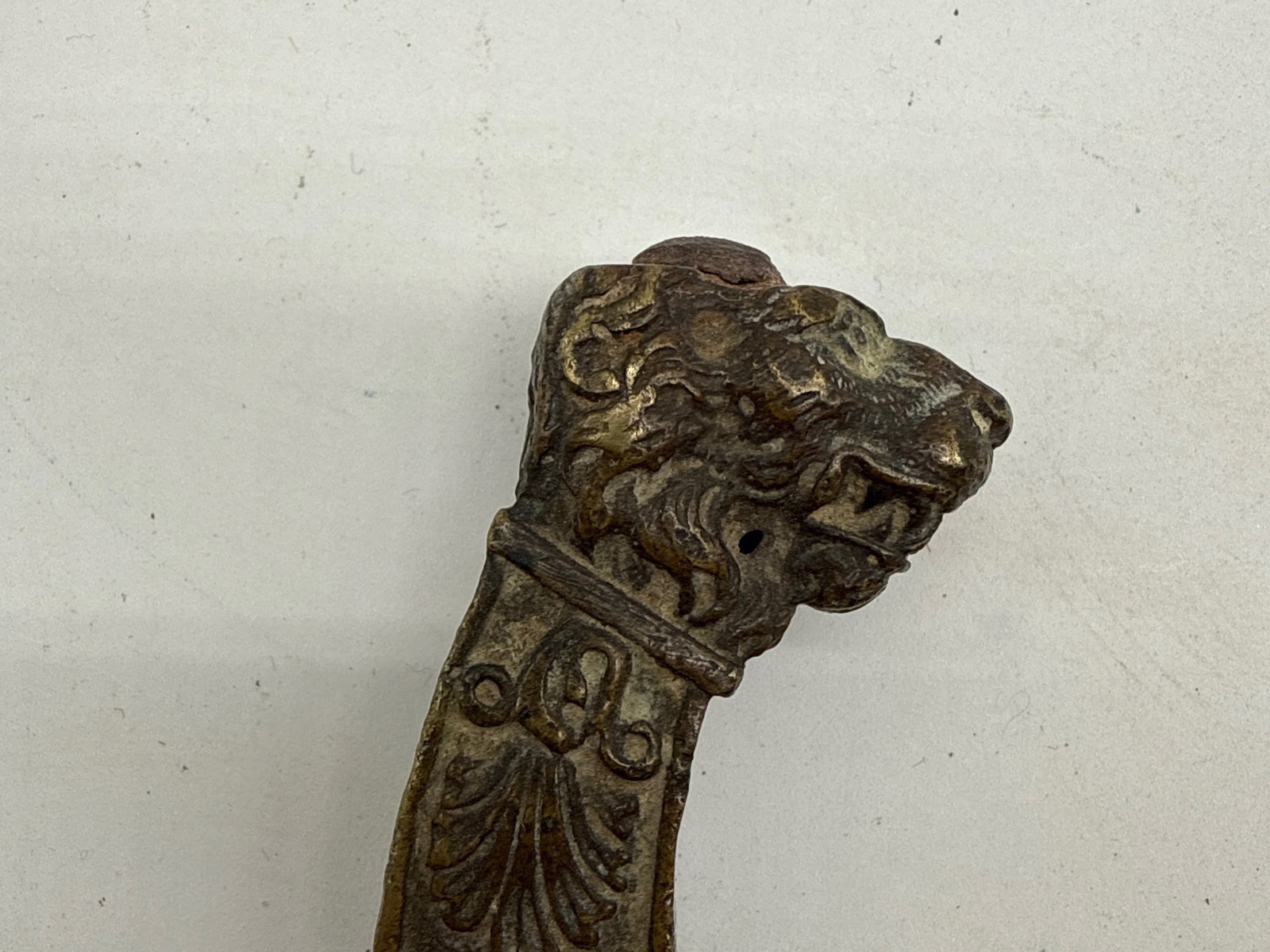 Lion Pommel Dagger - 2