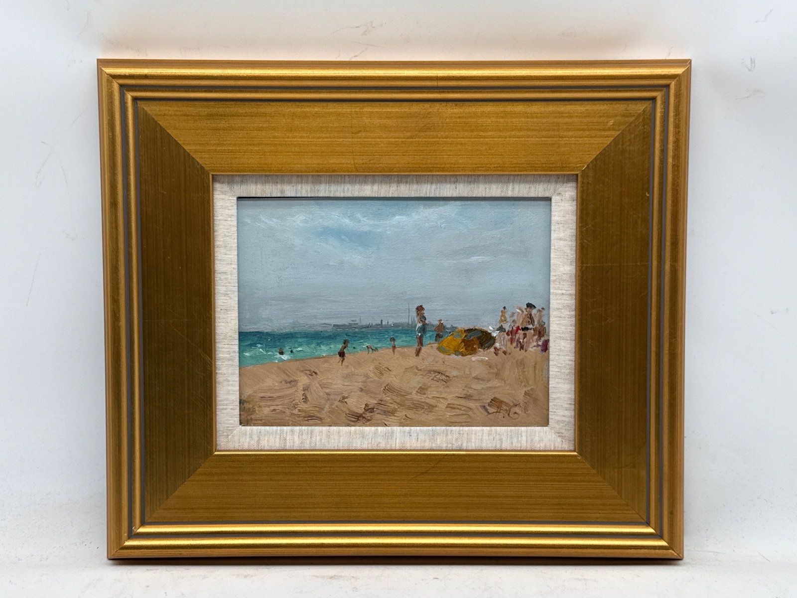 Gilt-Framed Oil/Board: Beach Scene: A gilt- framed oil on board beach scene. Board: 6in x 4in. Frame: 12in x 14in. | You have additional shipping options, and are not required to use Live Shipping. Additional third-party shipper details