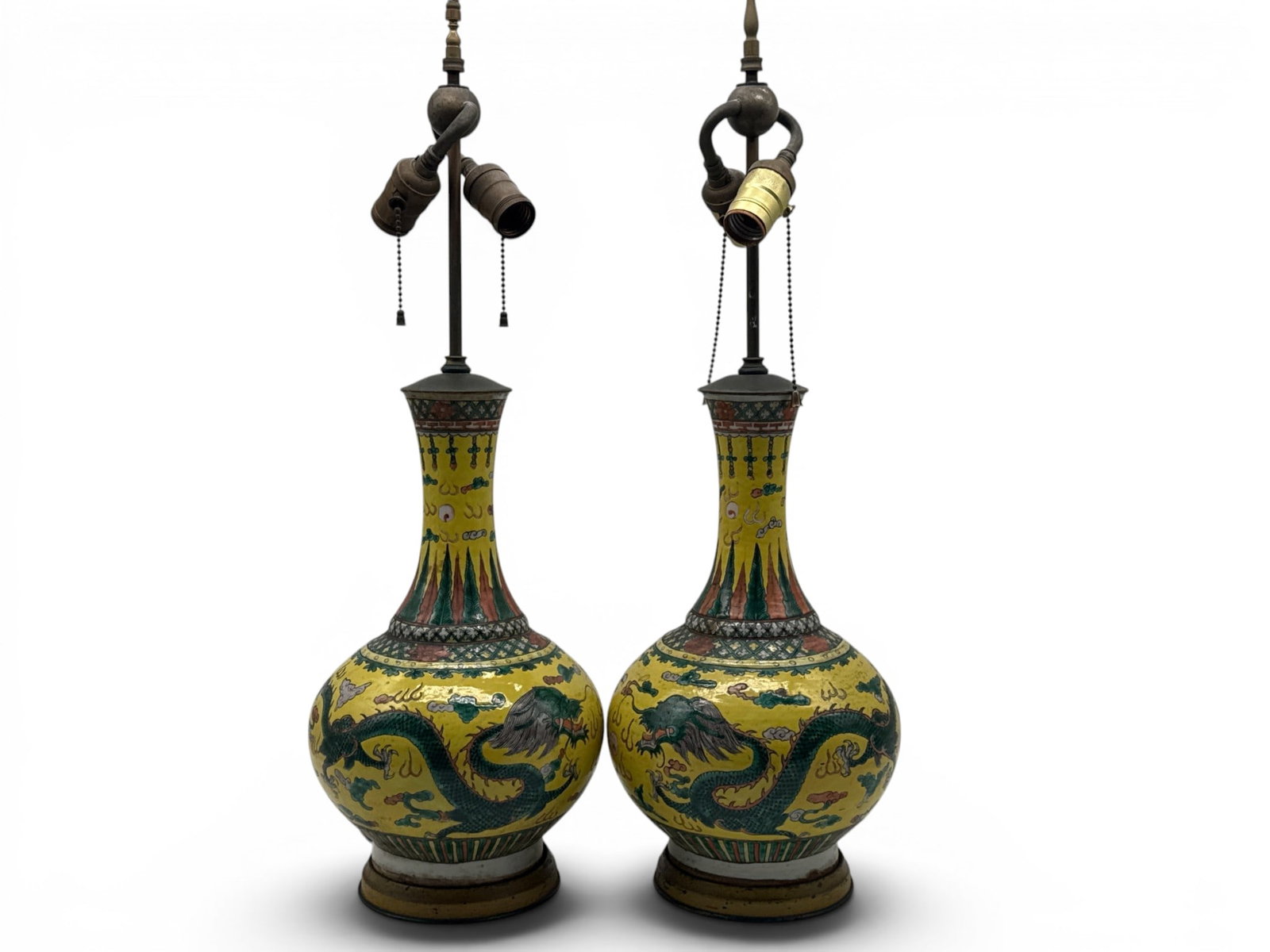 Pair of Chinese Dragon Vase Table Lamps (1 of 8)