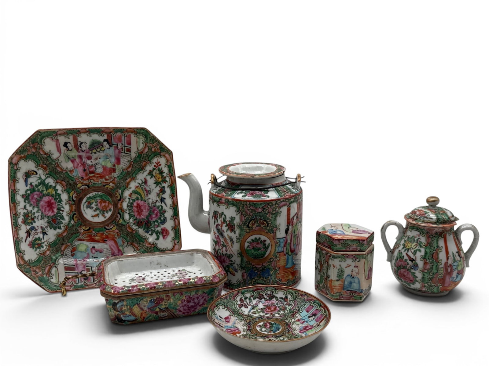Six-Piece Chinese Export Rose Medallion Grouping (1 of 12)