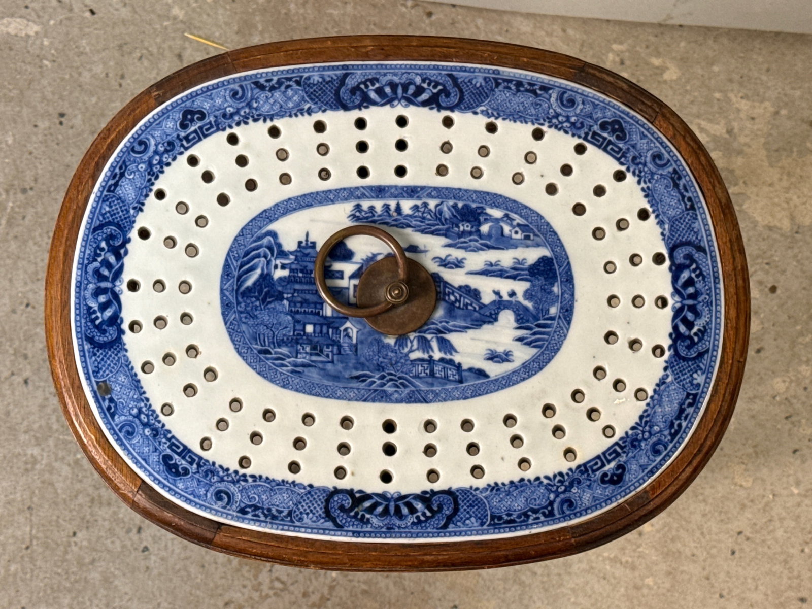 Chinese Export Porcelain Strainer Table - 3