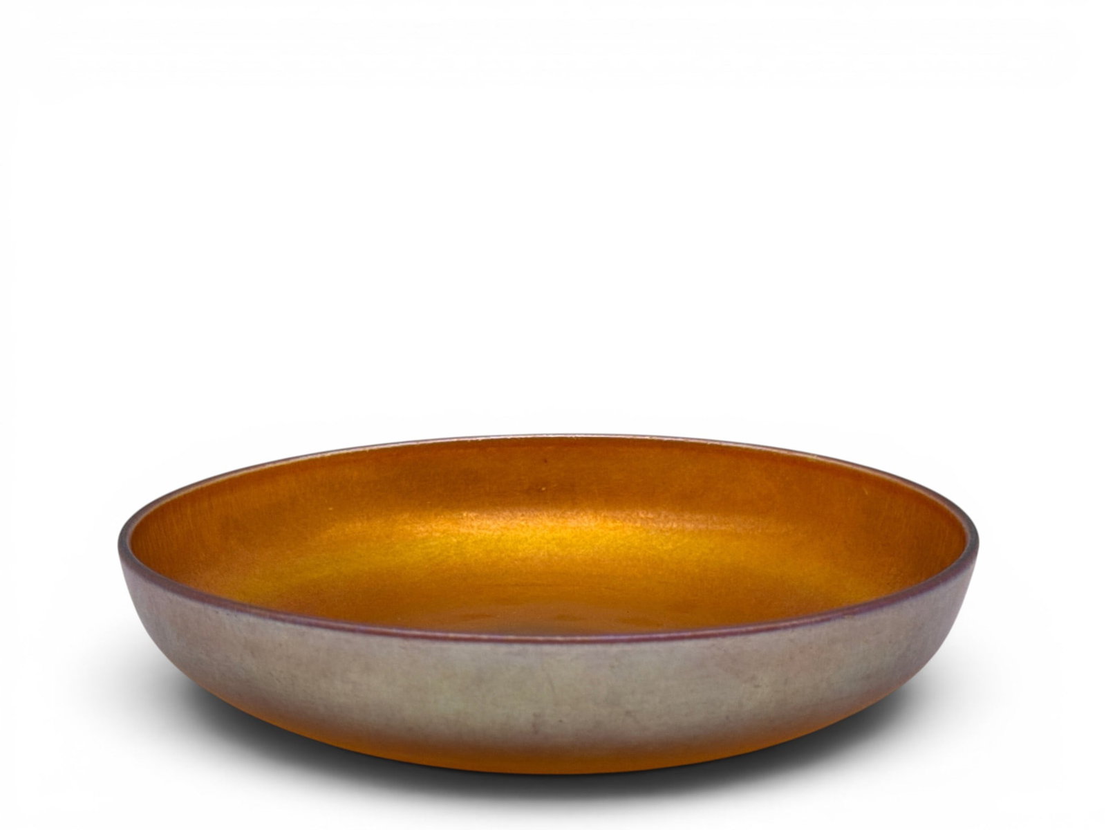 Durand Gold Aurene Art Glass Bowl: A Durand iridescent gold aurene art glass bowl. Signed. 1-1/2in tall x 7in wide. | You have additional shipping options, and are not required to use Live Shipping. Additional shipping and delivery det
