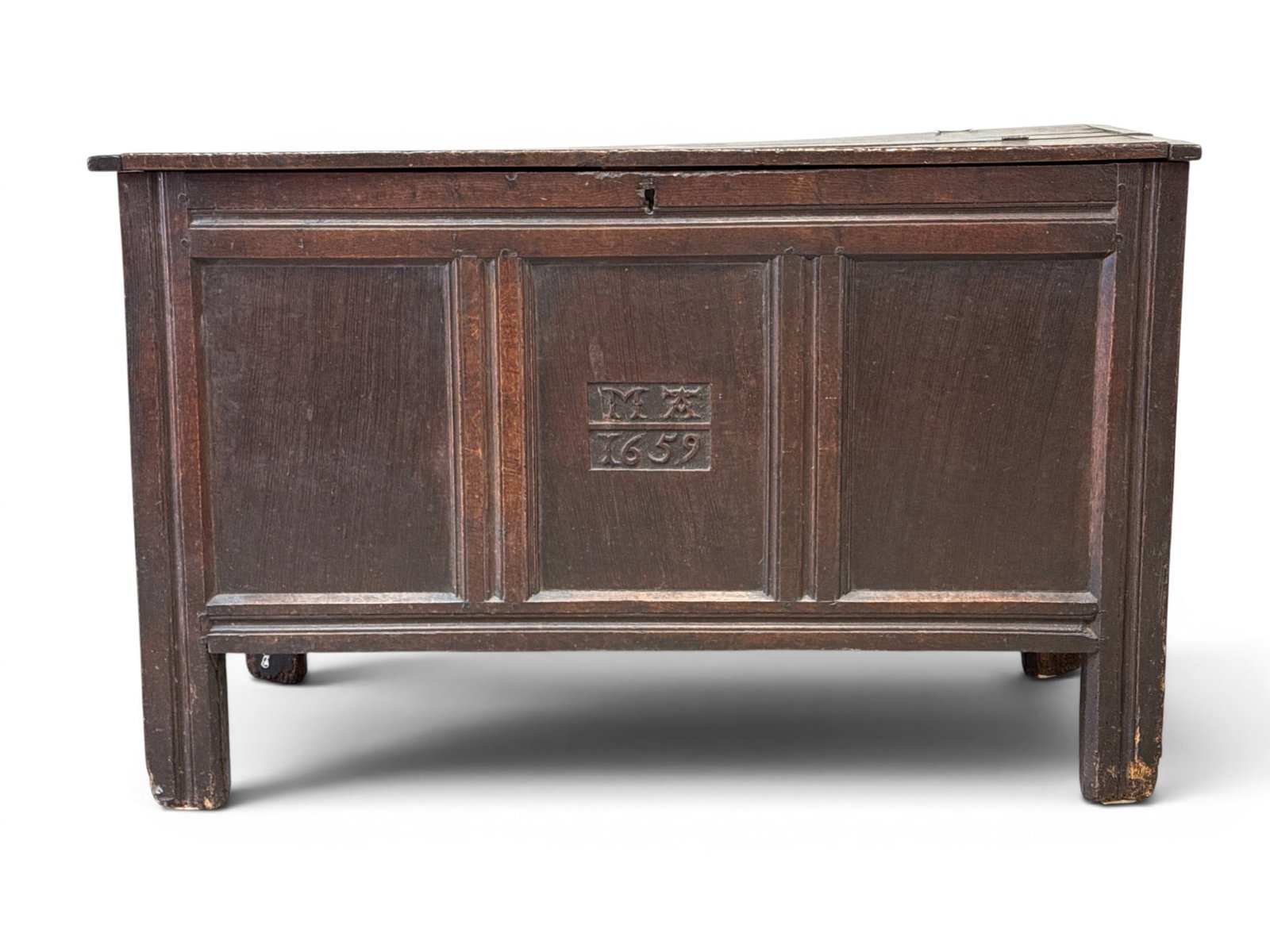 17th C. Oak Coffer Trunk (1 of 6)