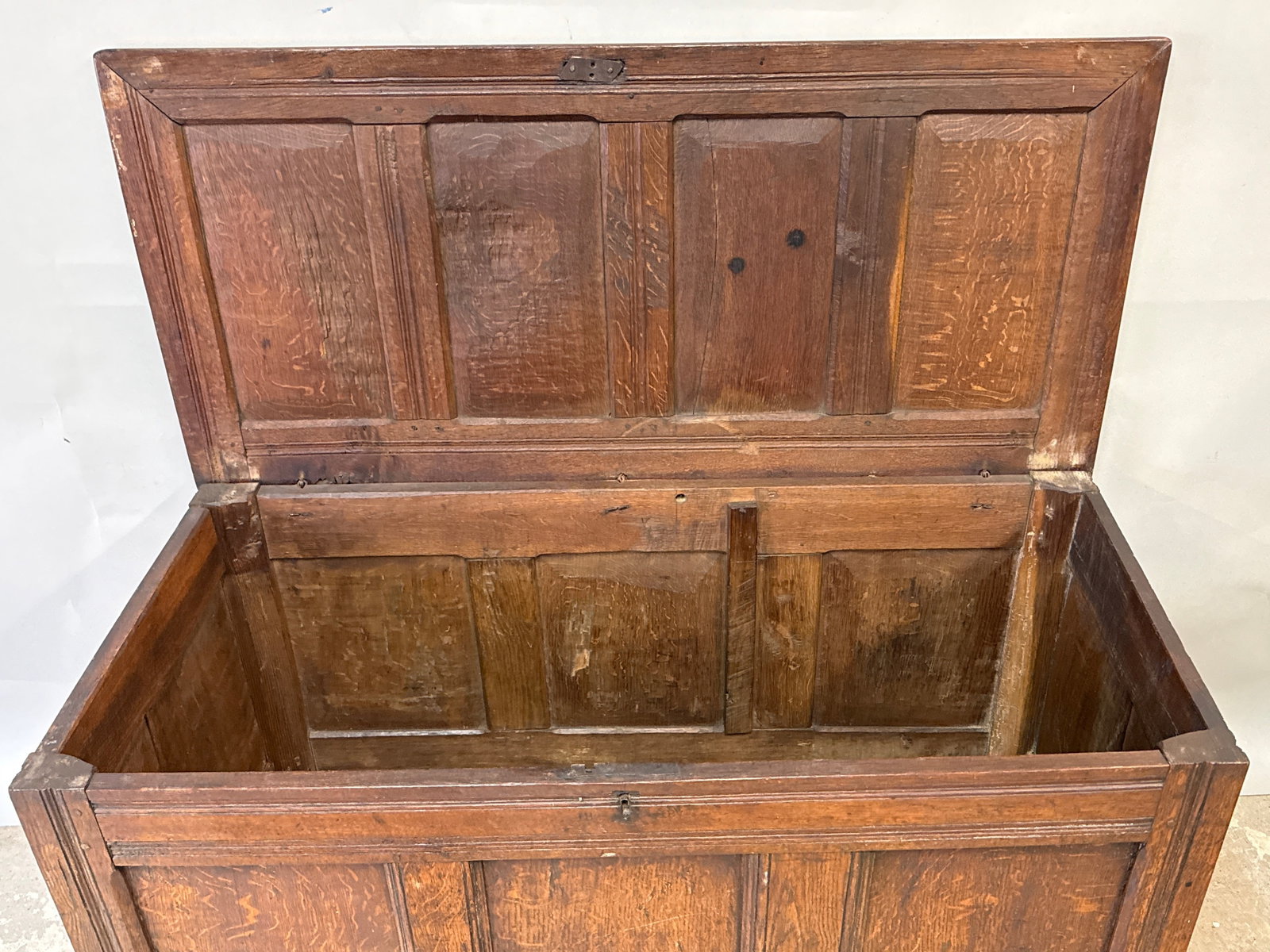 18th C. Oak Coffer Trunk - 3