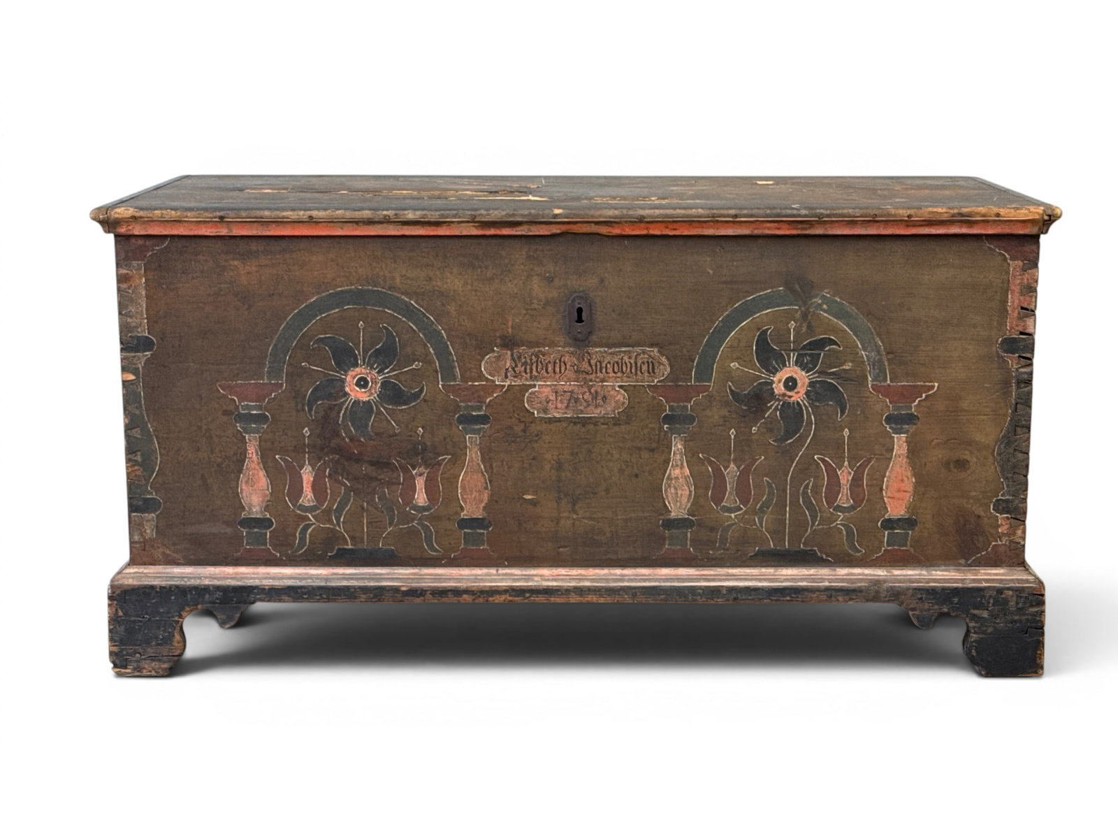 Lehigh Valley Paint Decorated Pine Blanket Chest (1 of 12)
