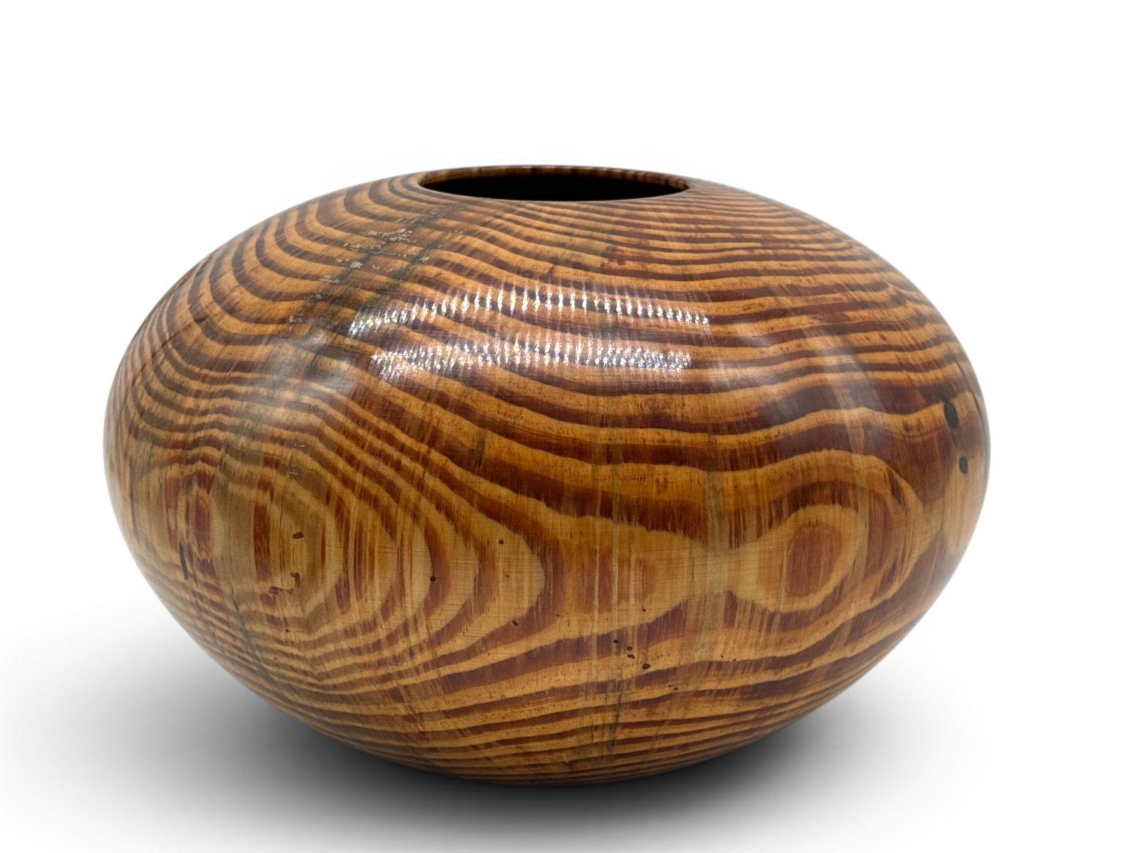 Philip Moulthrop Purple-Streak Pine Vessel (1 of 5)
