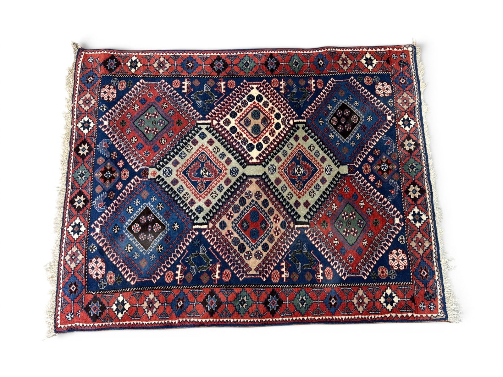 Yalameh Area Carpet, 4ft 9in x 3ft 9in (1 of 4)