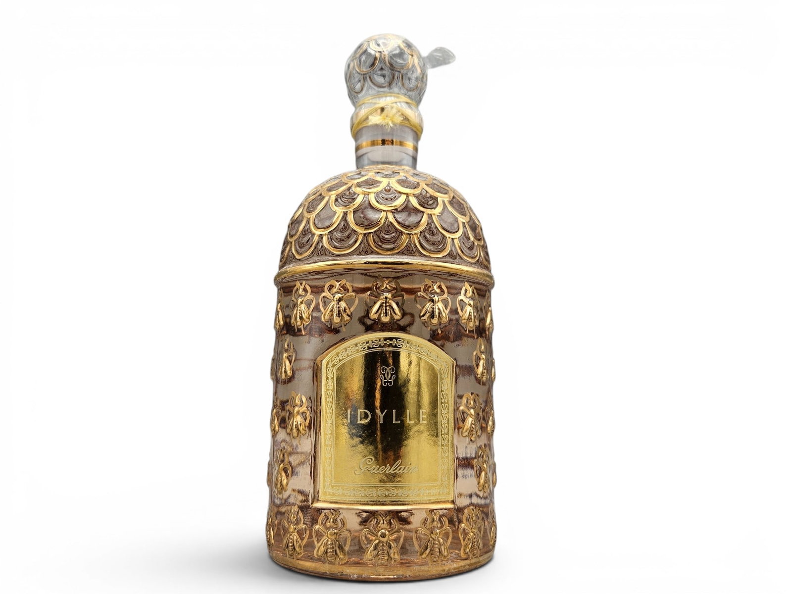 Guerlain Idylee Eau De Parfum 250ml Bottle: A 250ml bottle of Guerlain Idylee Eau De Parfum. | You have additional shipping options, and are not required to use Live Shipping. Additional shipping and delivery details are available on our websit