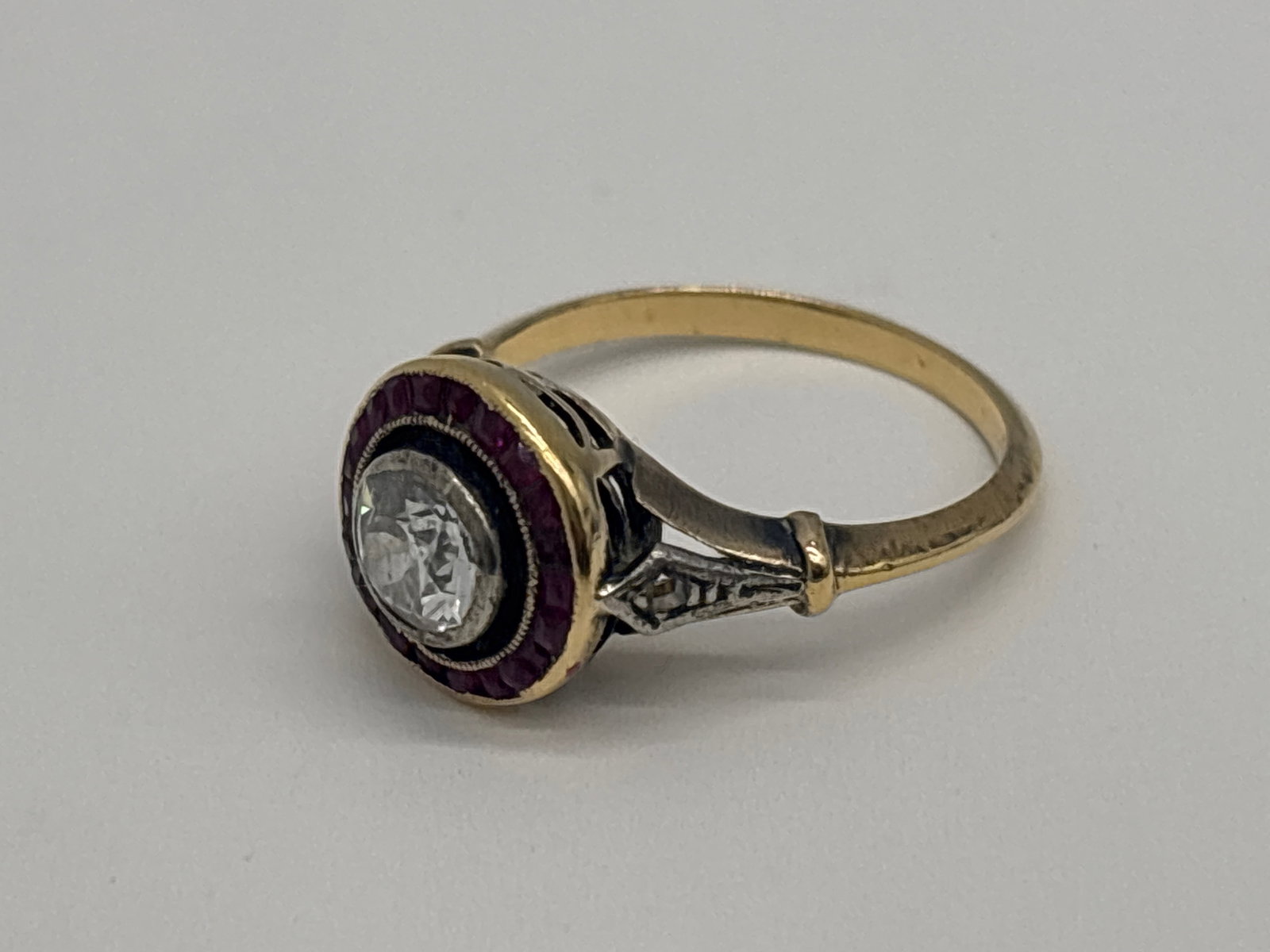 Art Deco Diamond and Ruby Target Ring - 3