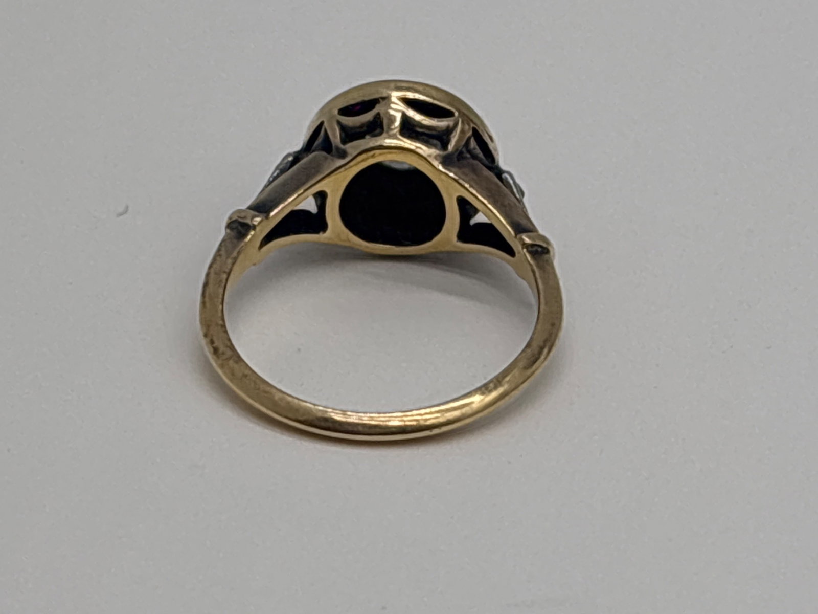 Art Deco Diamond and Ruby Target Ring - 5