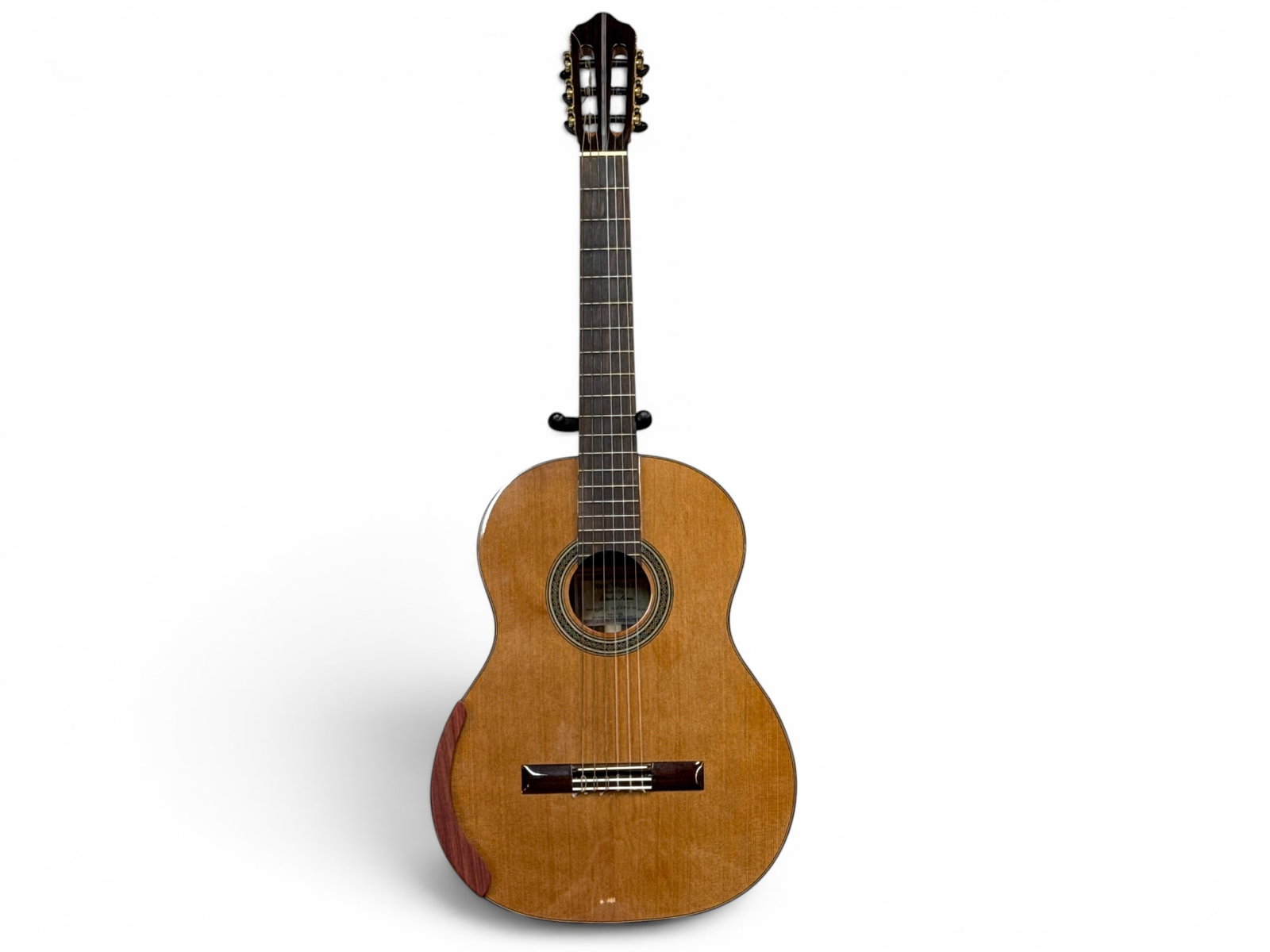 2020 Kenny Hill New World Estudio Series Guitar: A 2020 Kenny Hill New World Guitar Co. Estudio Series acoustic guitar, model E650C. With case. | You have additional shipping options, and are not required to use Live Shipping. Additional shipping an