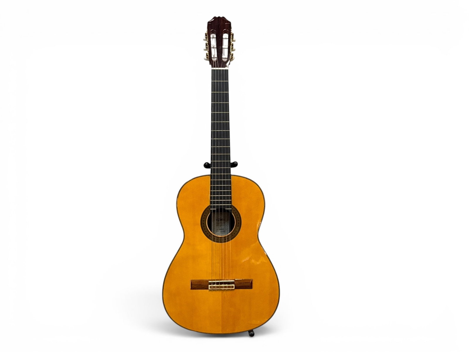 Aria AC80 Concert Classical Guitar with TKL Case (1 of 8)