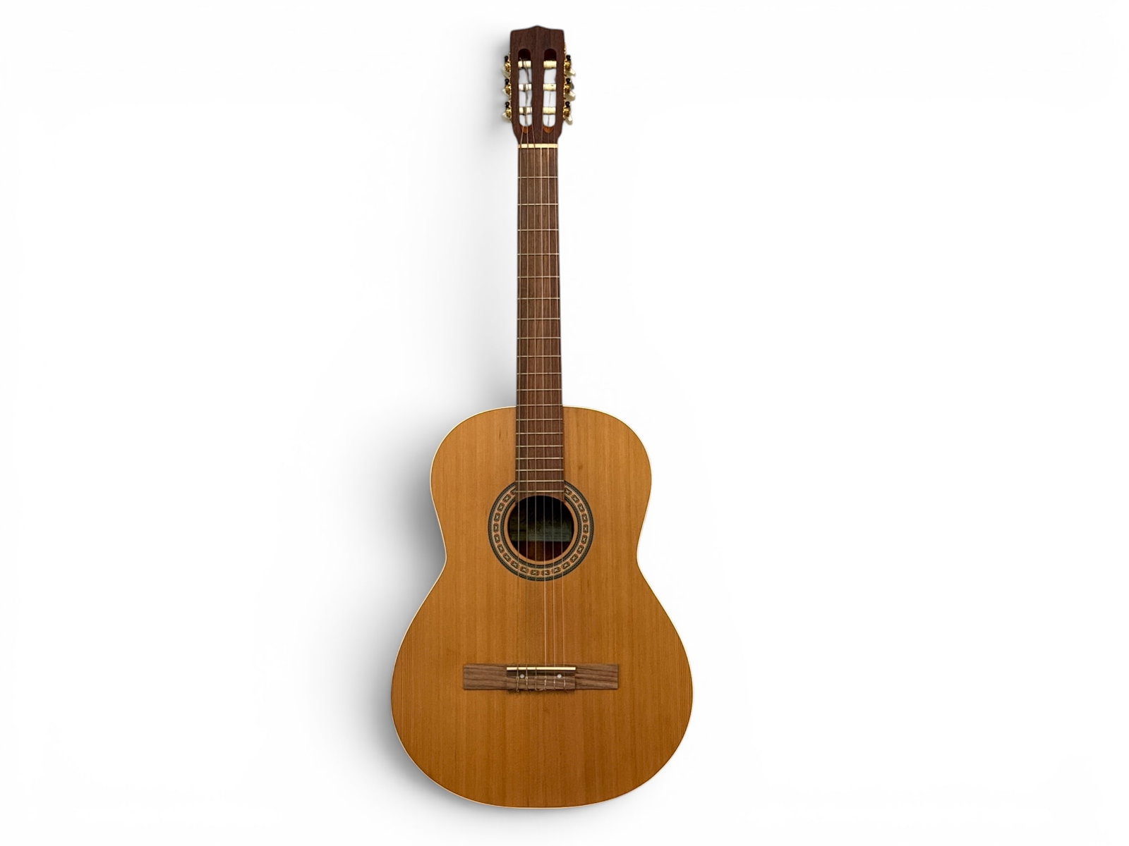 La Patrie Etude Classical Guitar (1 of 8)