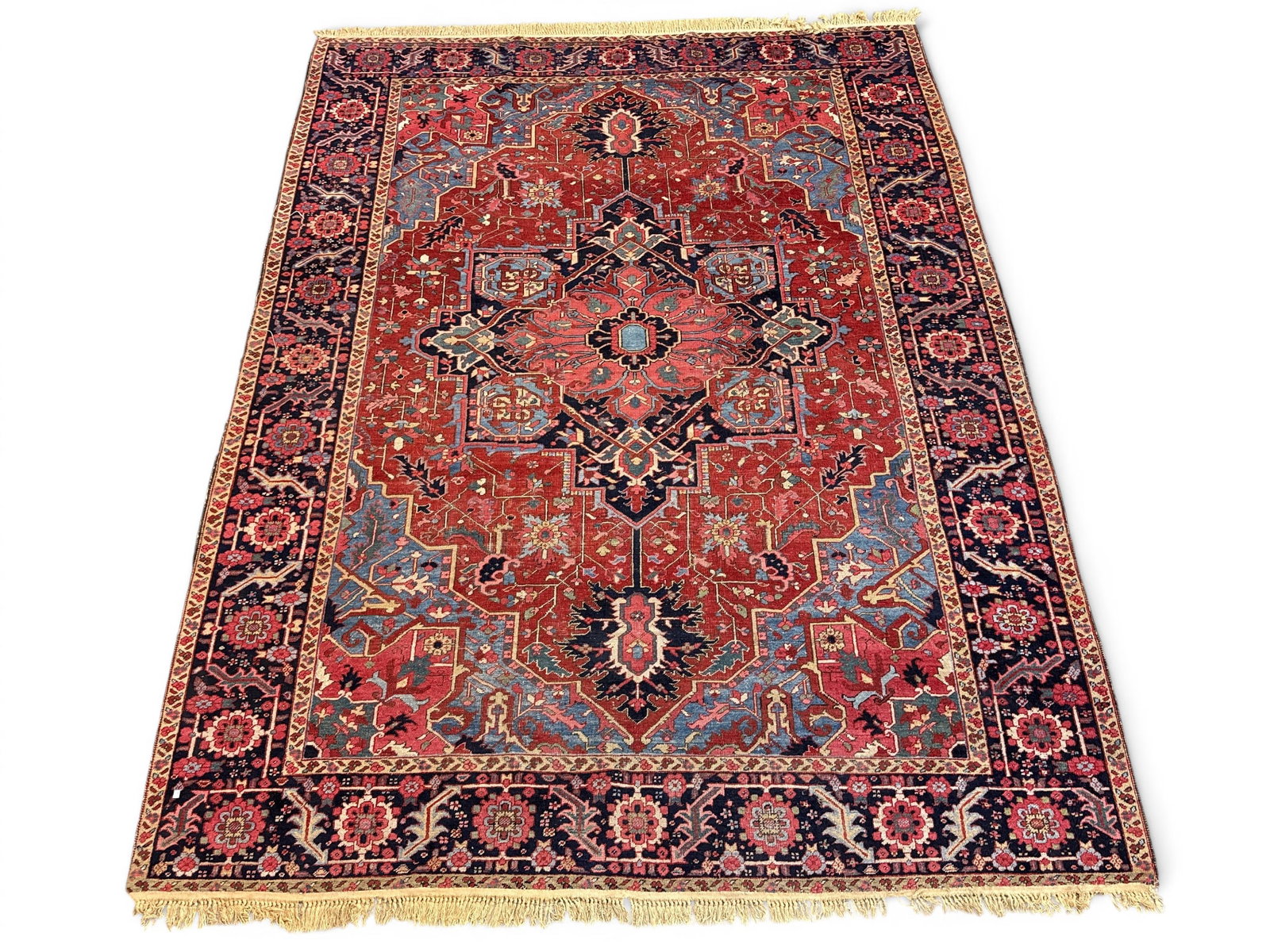 Persian Heriz Carpet, 11ft x 8ft 8in (1 of 4)
