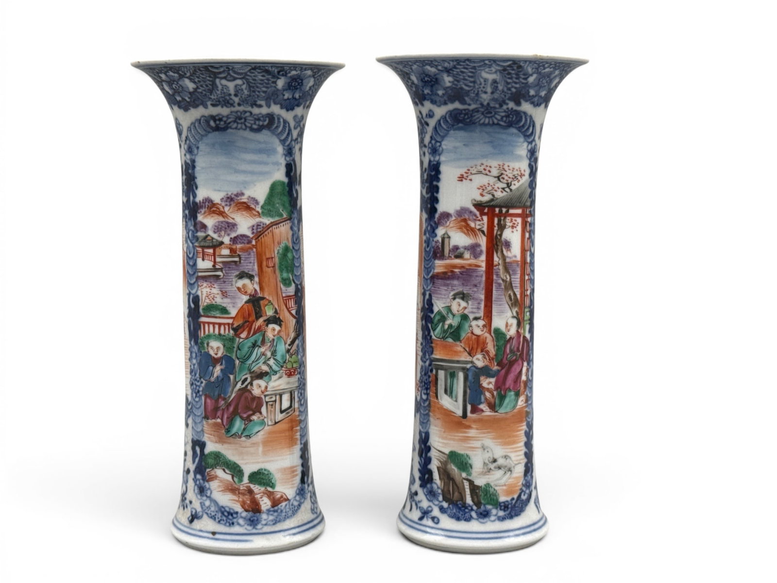 Pair of Chinese Export Porcelain Beaker Vases (1 of 5)
