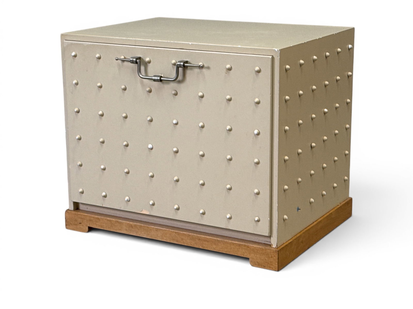 Tommi Parzinger Studded Chest (1 of 5)