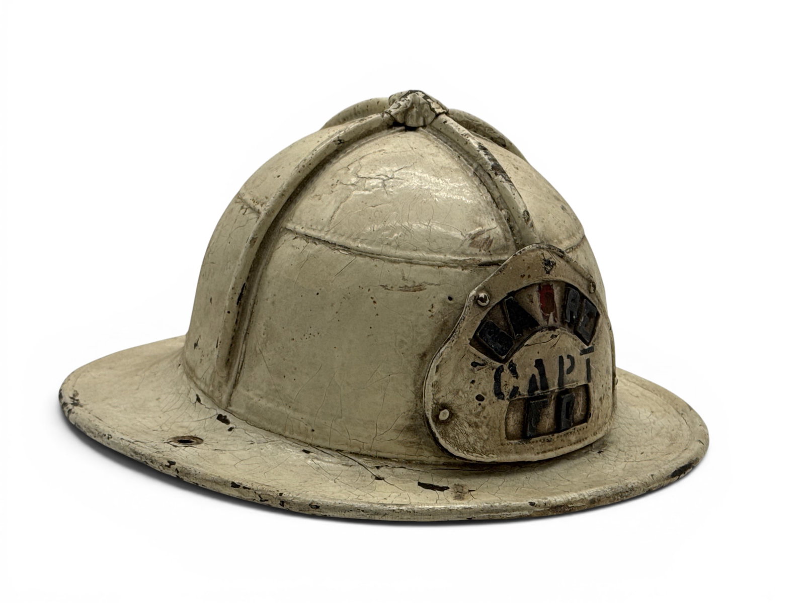 Cairns Barre FD Captain Fire Helmet (1 of 5)