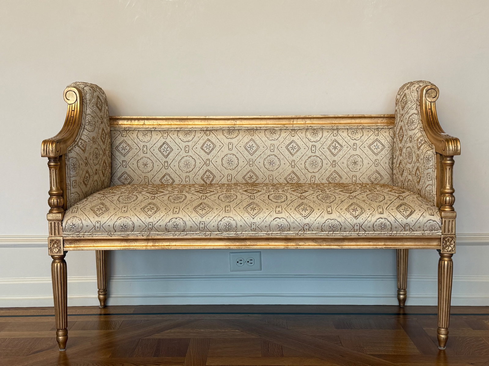French-style Giltwood Slipper Bench (1 of 3)