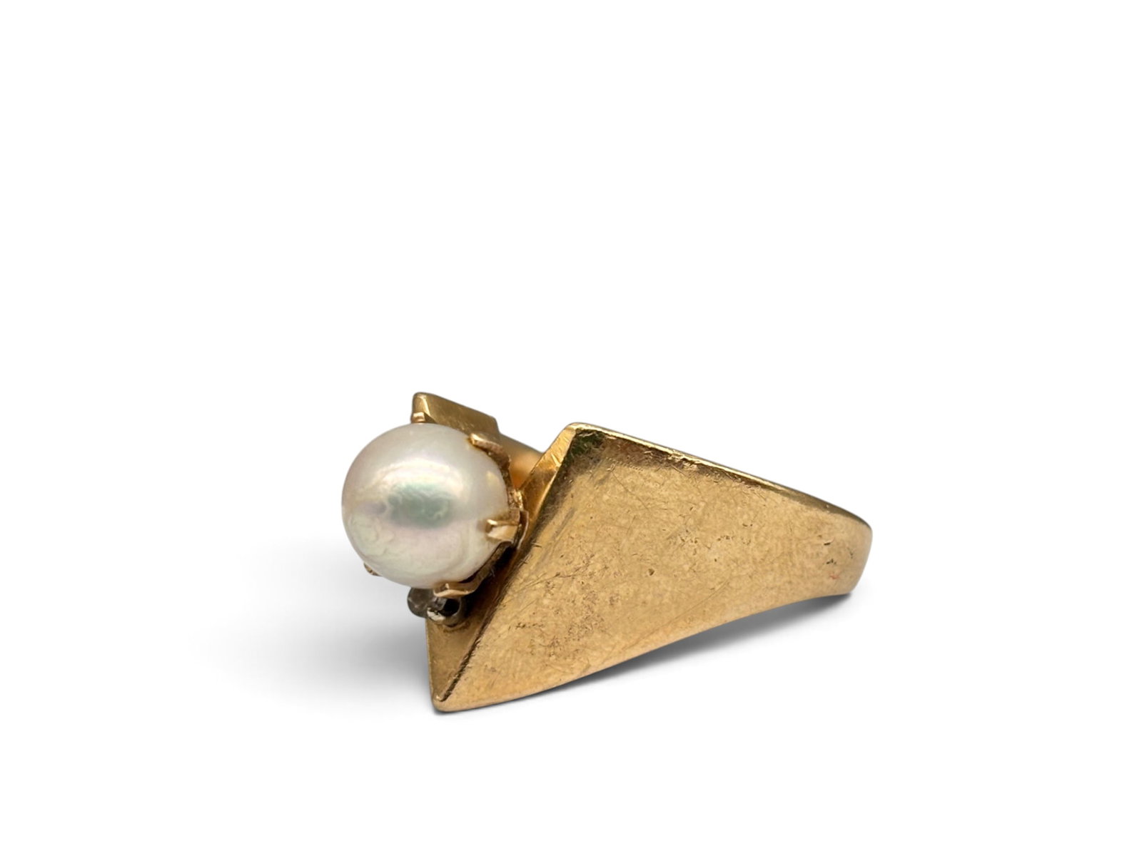 14K Pearl and Diamond Ring (1 of 5)