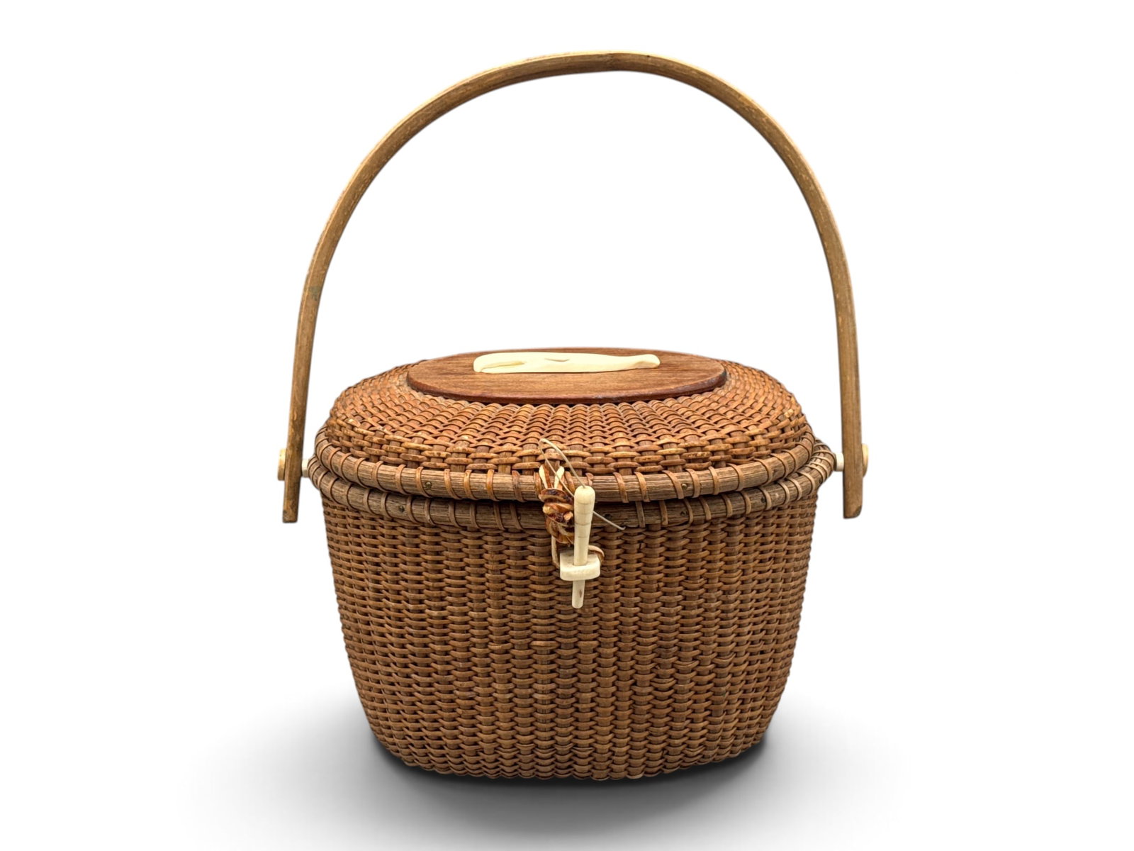 Nantucket Basket Purse (1 of 6)