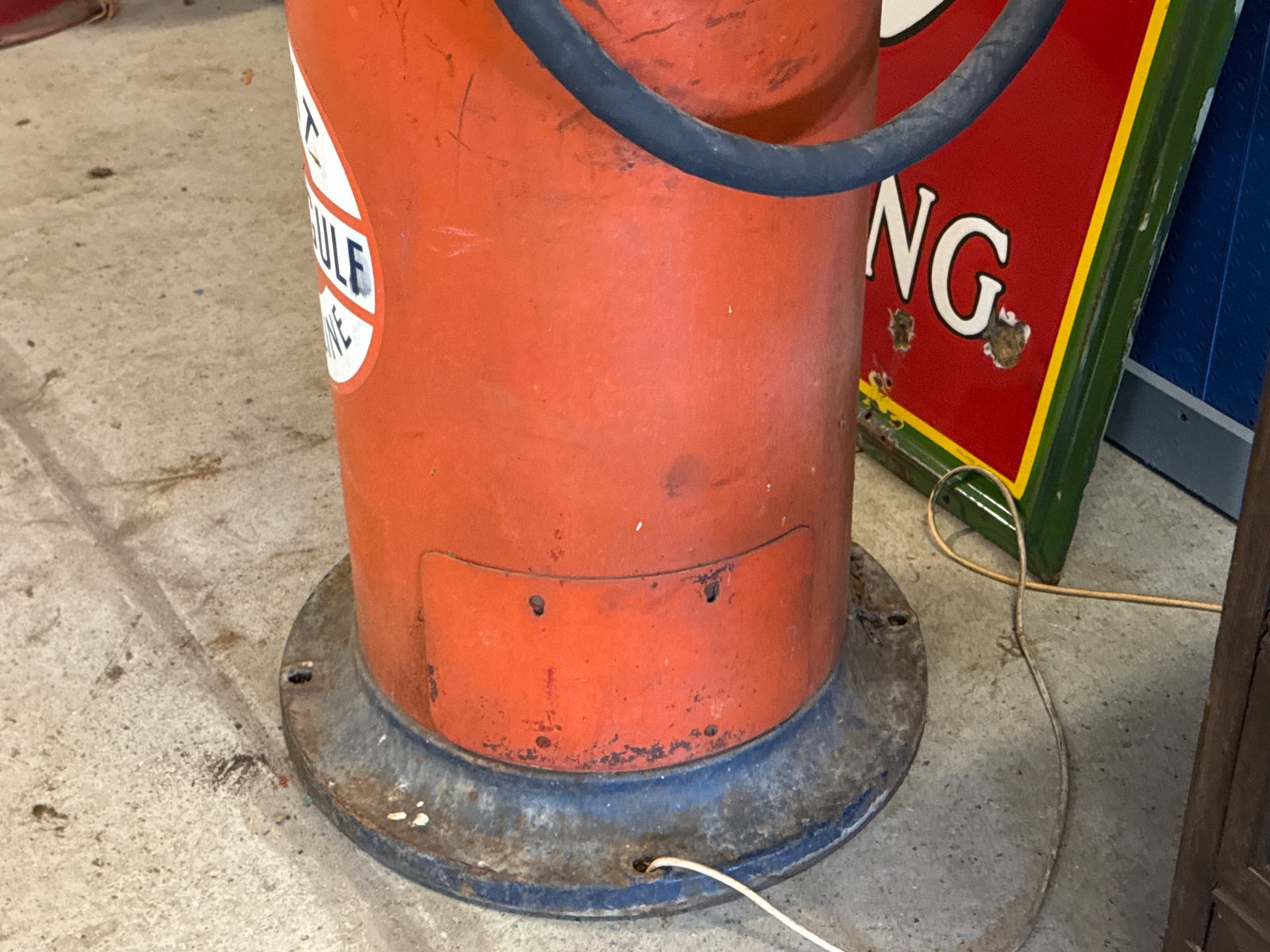 Tokheim Clock Face Gas Pump - 10