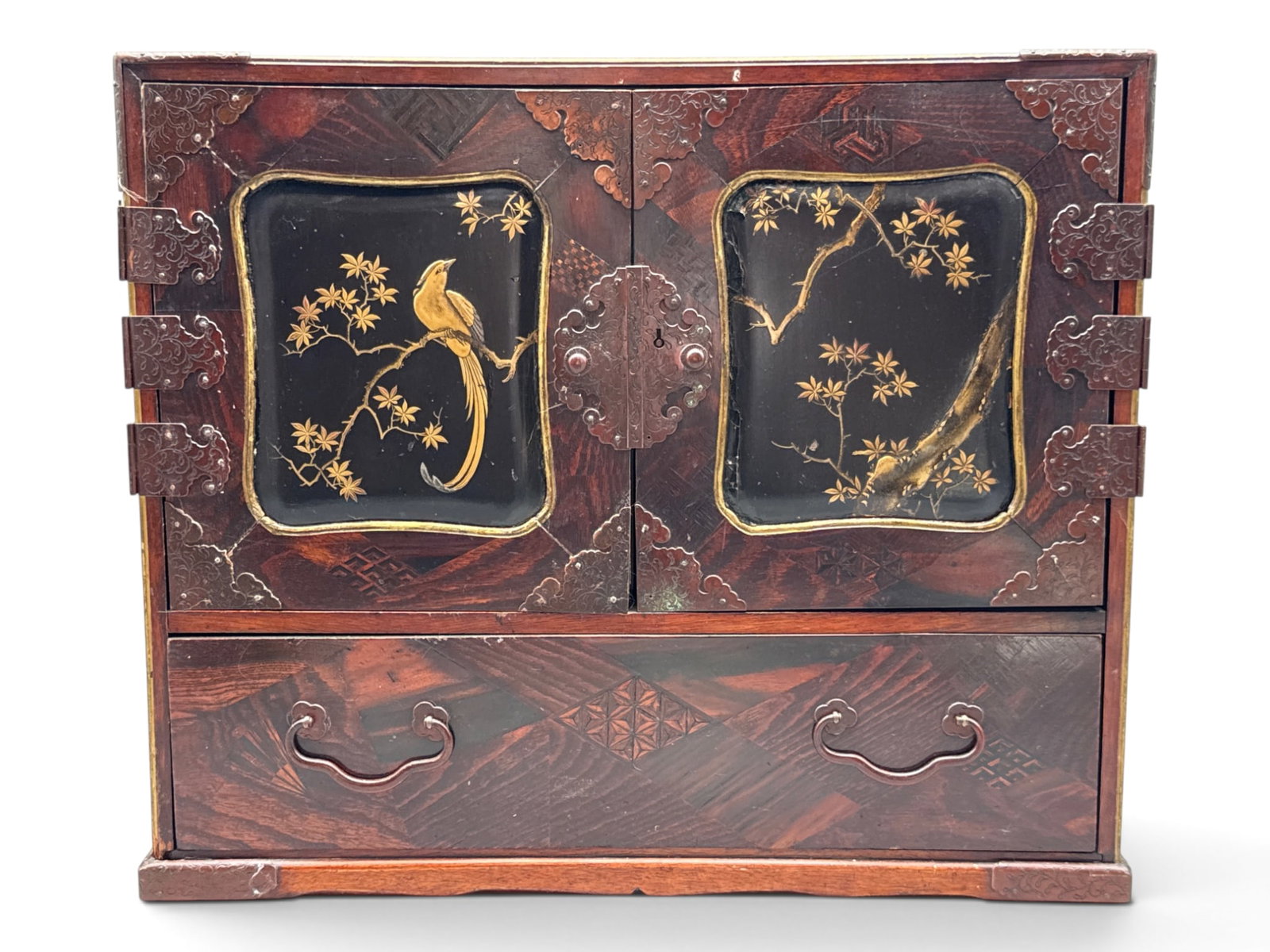 Japanese Parquetry Lacquer Tabletop Cabinet (1 of 7)