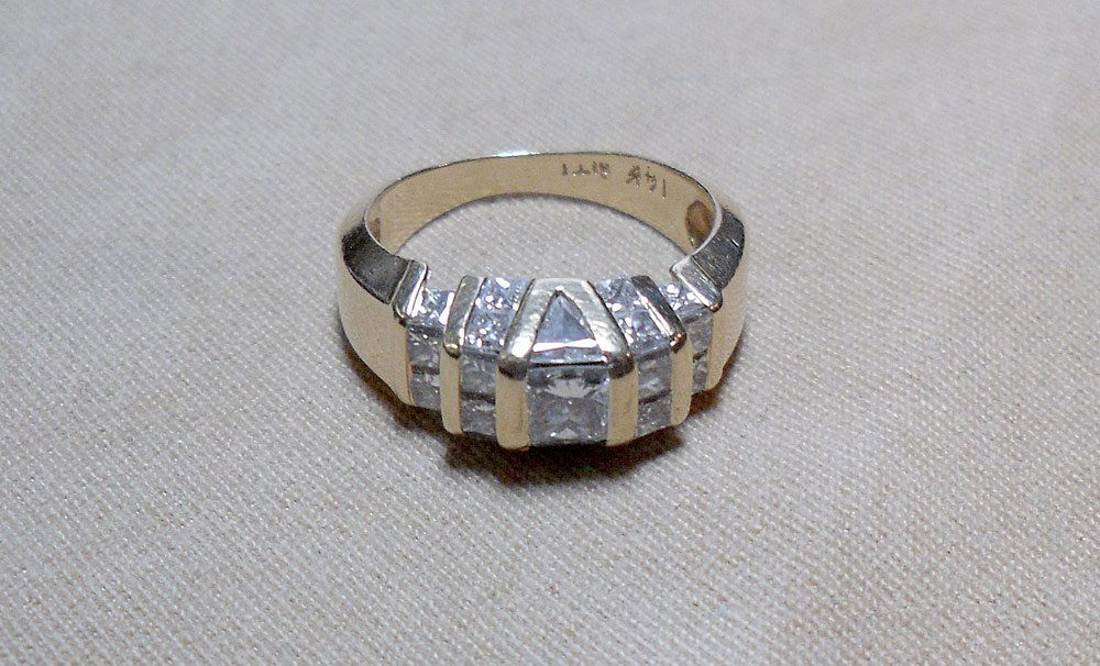 14K Diamond Band Ring (1 of 2)
