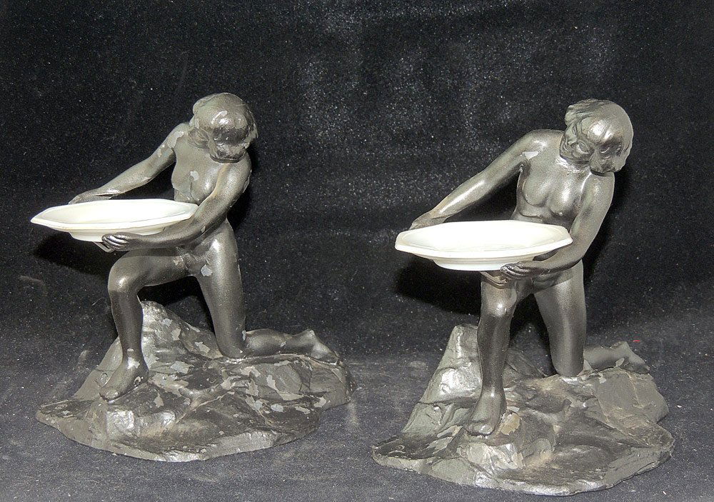 Pair of Art Deco Figural Ashtrays (1 of 3)