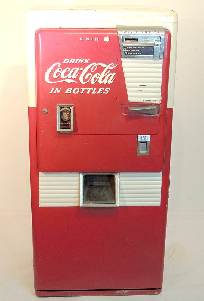 Coca Cola 10-cent Vending Machine (1 of 5)