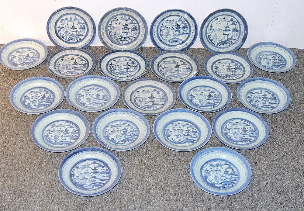21 Pieces of Chinese Canton Porcelain (1 of 2)