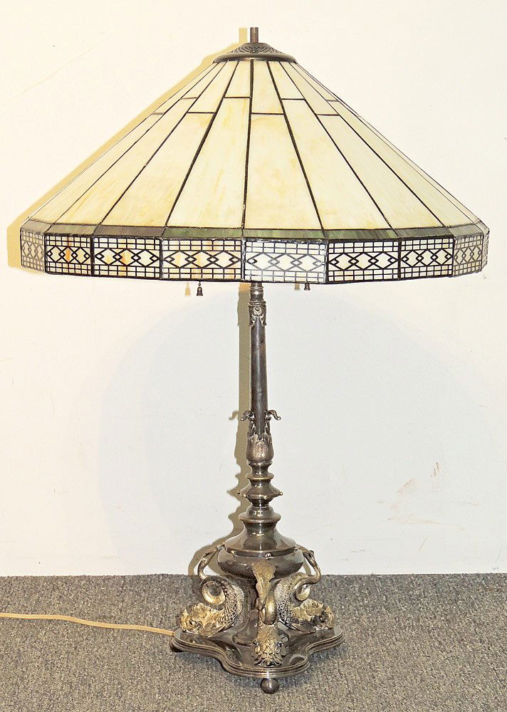 Leaded-glass Table Lamp (1 of 3)