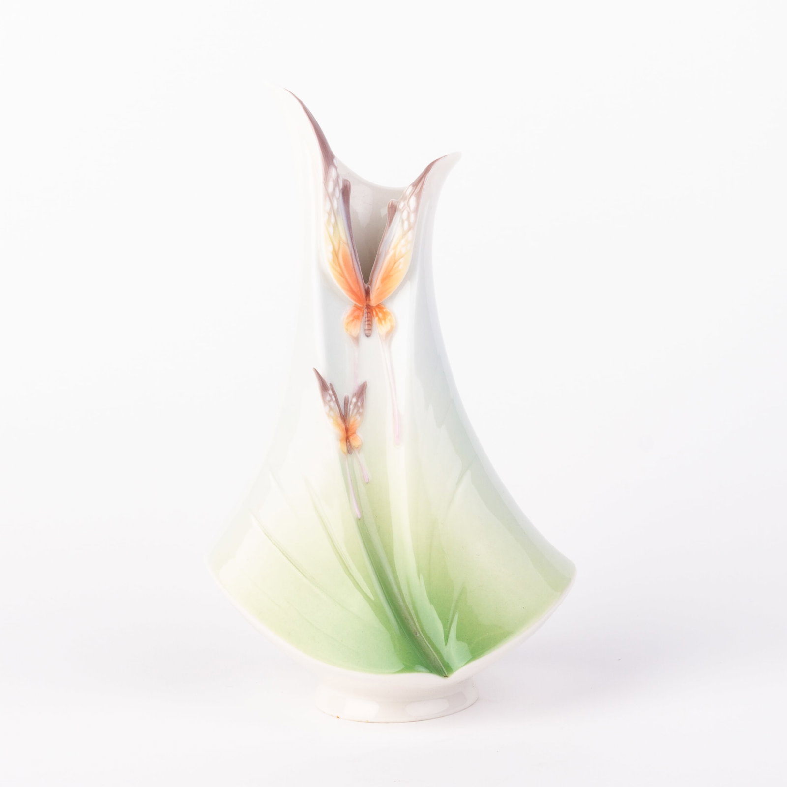 Signed Franz Porcelain Relief Butterfly Vase: DIMENSIONS APPROX 17.5x10x8CM.