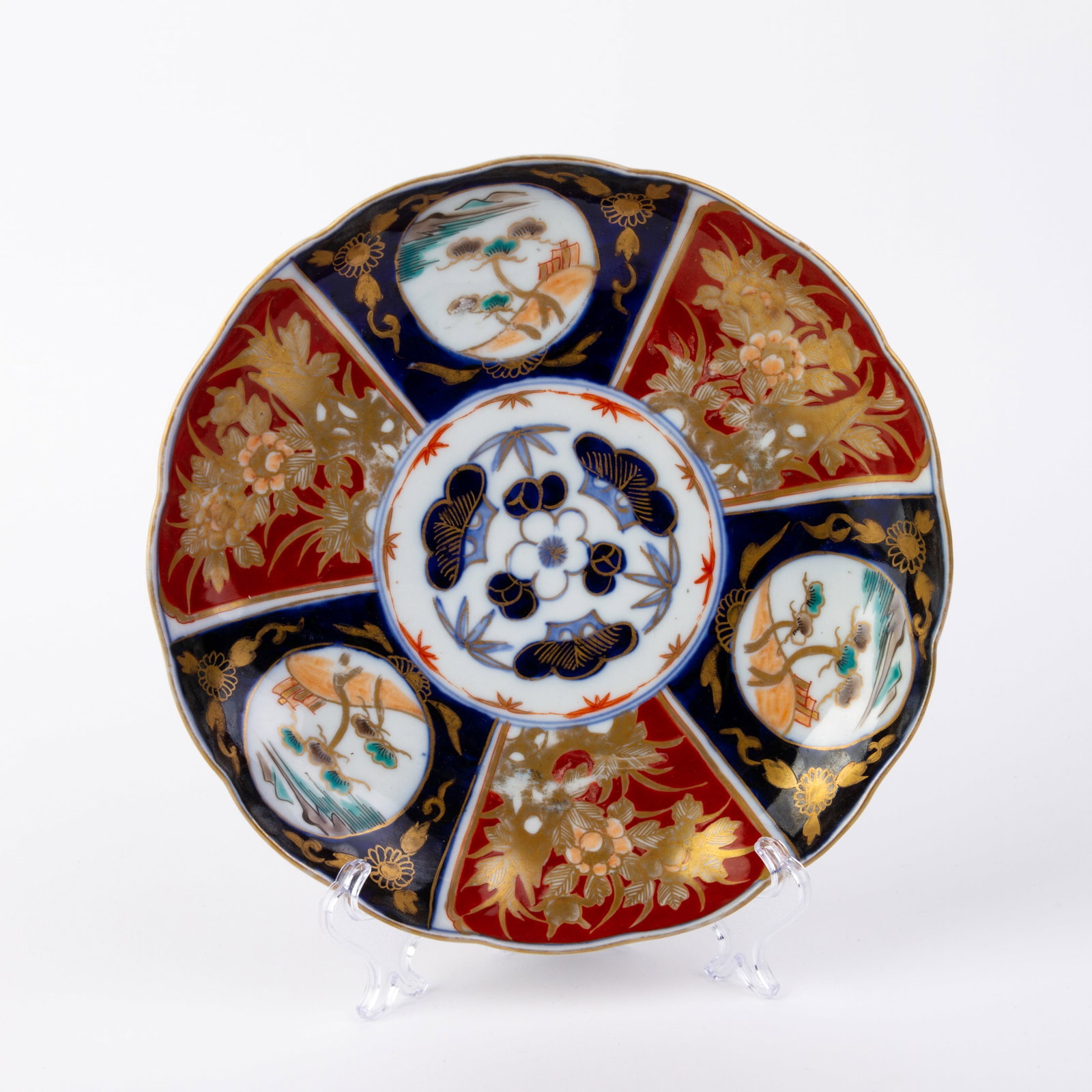Japanese Imari Arita Porcelain Plate 19th Century Meiji: DIMENSIONS APPROX 22x22x2.5CM.