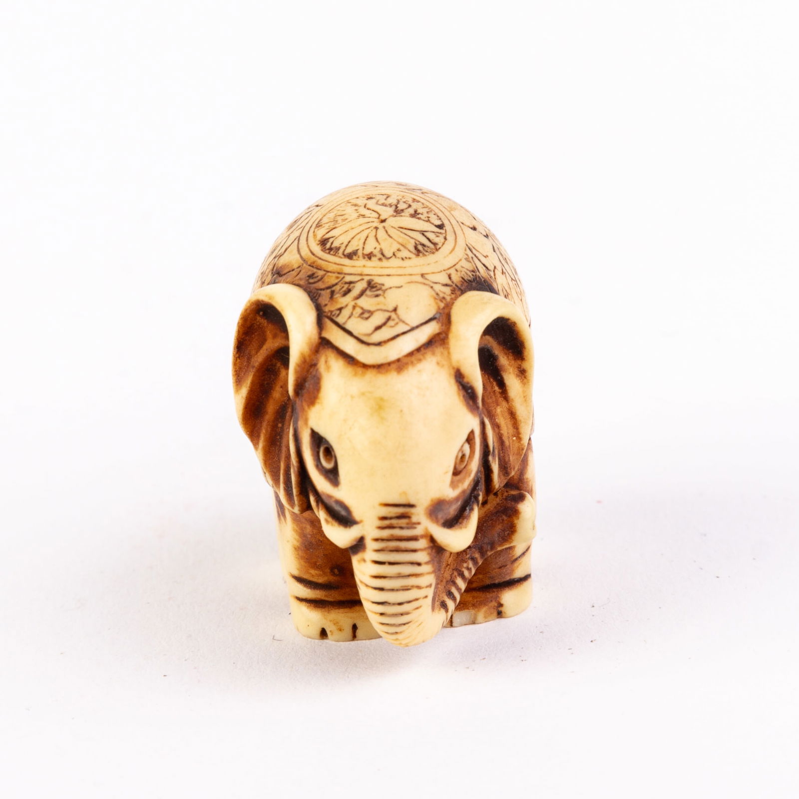 Japanese Netsuke Inro Elephant (1 of 5)