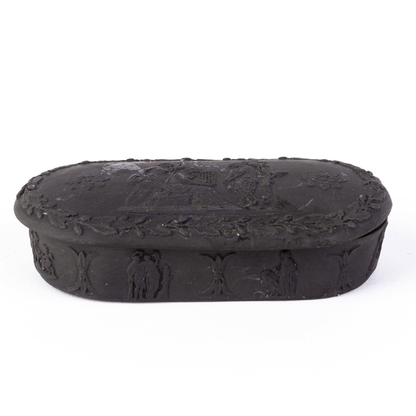 Wedgwood Black Basalt Neoclassical Trinket Box: DIMENSIONS APPROX 9x5x2CM