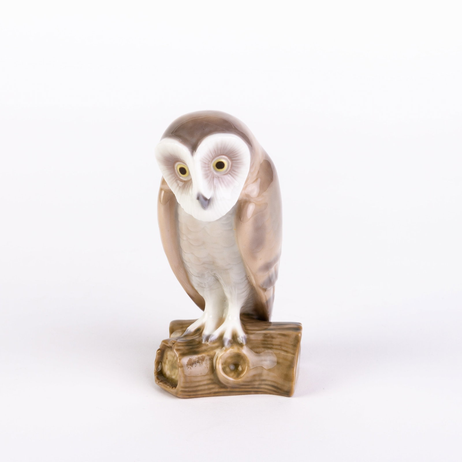 Lladro Fine Porcelain Sculpture "Barn Owl" 5421: DIMENSIONS APPROX 12x6x6CM