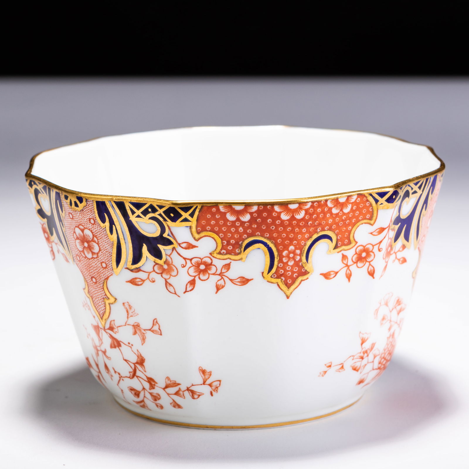 Royal Crown Derby Edwardian Porcelain Imari Sugar Bowl Auction