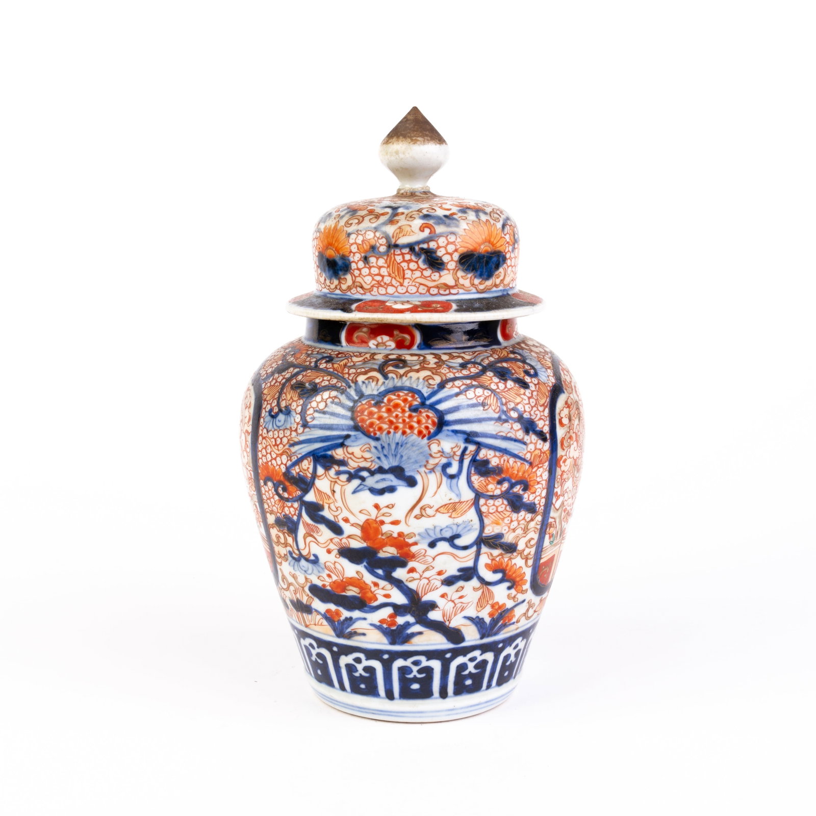 Japanese Imari Porcelain Vase Meiji: DIMENSIONS APPROX 14x14x26CM.