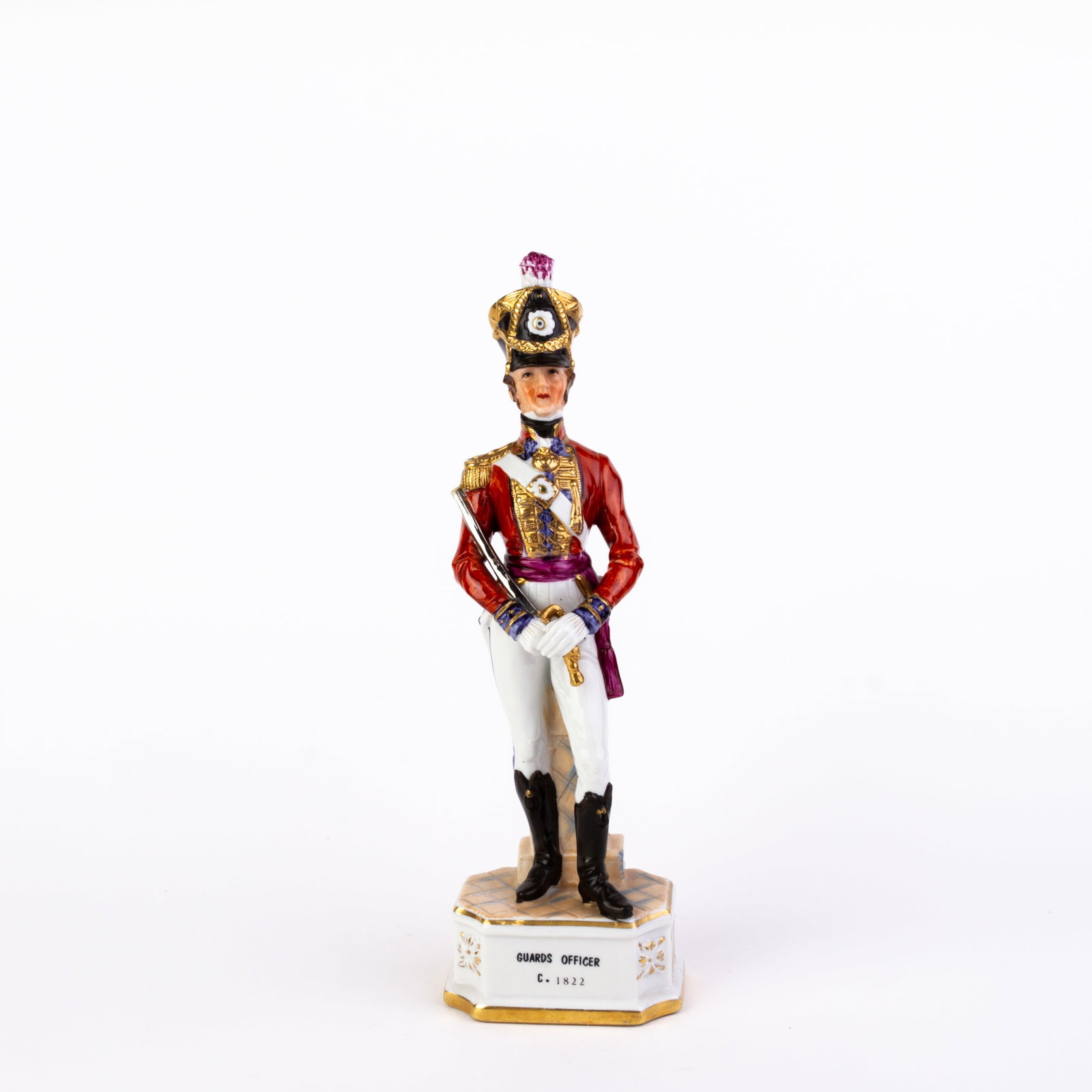 24K Gilt Porcelain Guards Officer Figure: DIMENSIONS APPROX 32x10x7CM.
