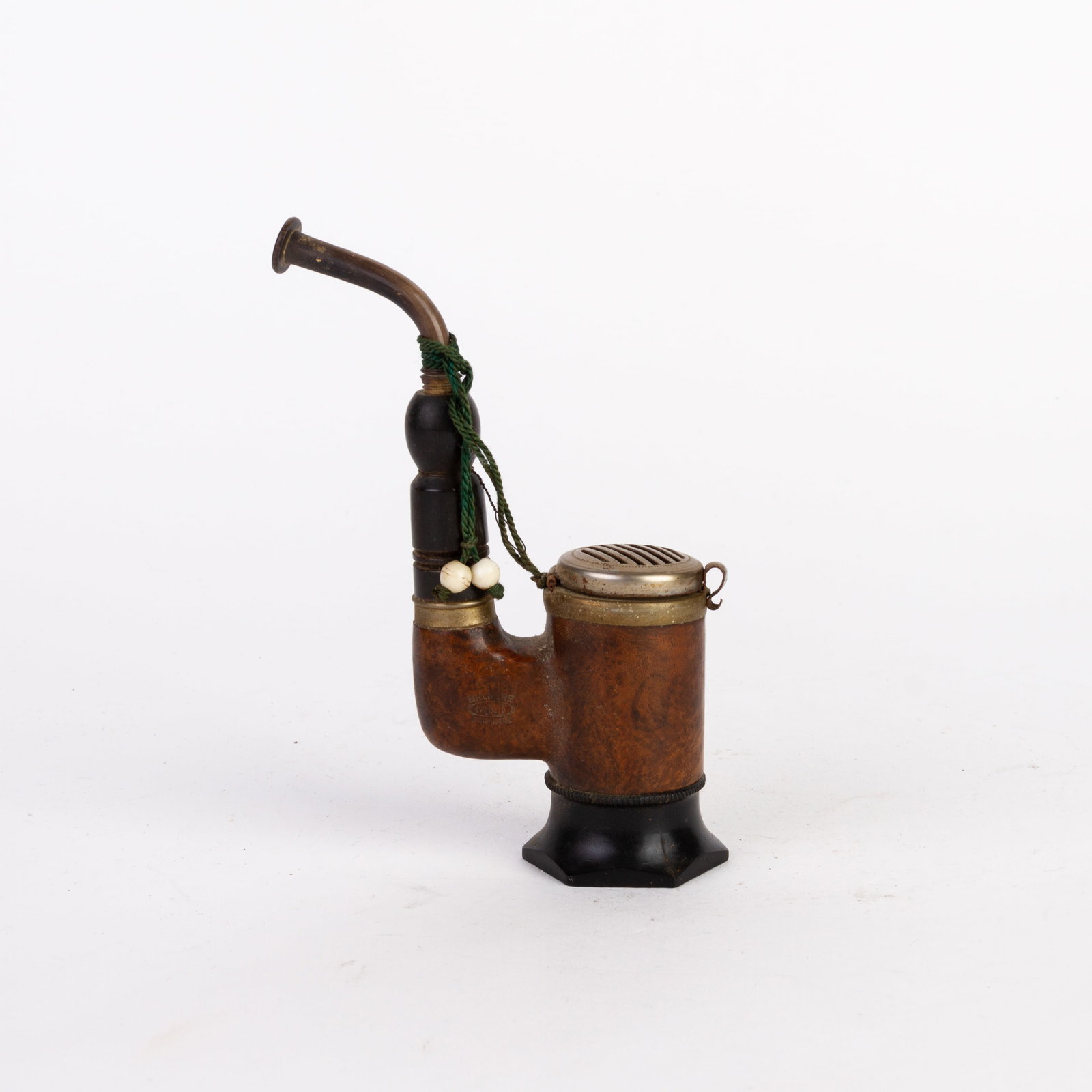 Black Forest Hand Carved Wood Tobacco Smoking Pipe ca. 1920: DIMENSIONS APPROX 13x9.5x4CM.