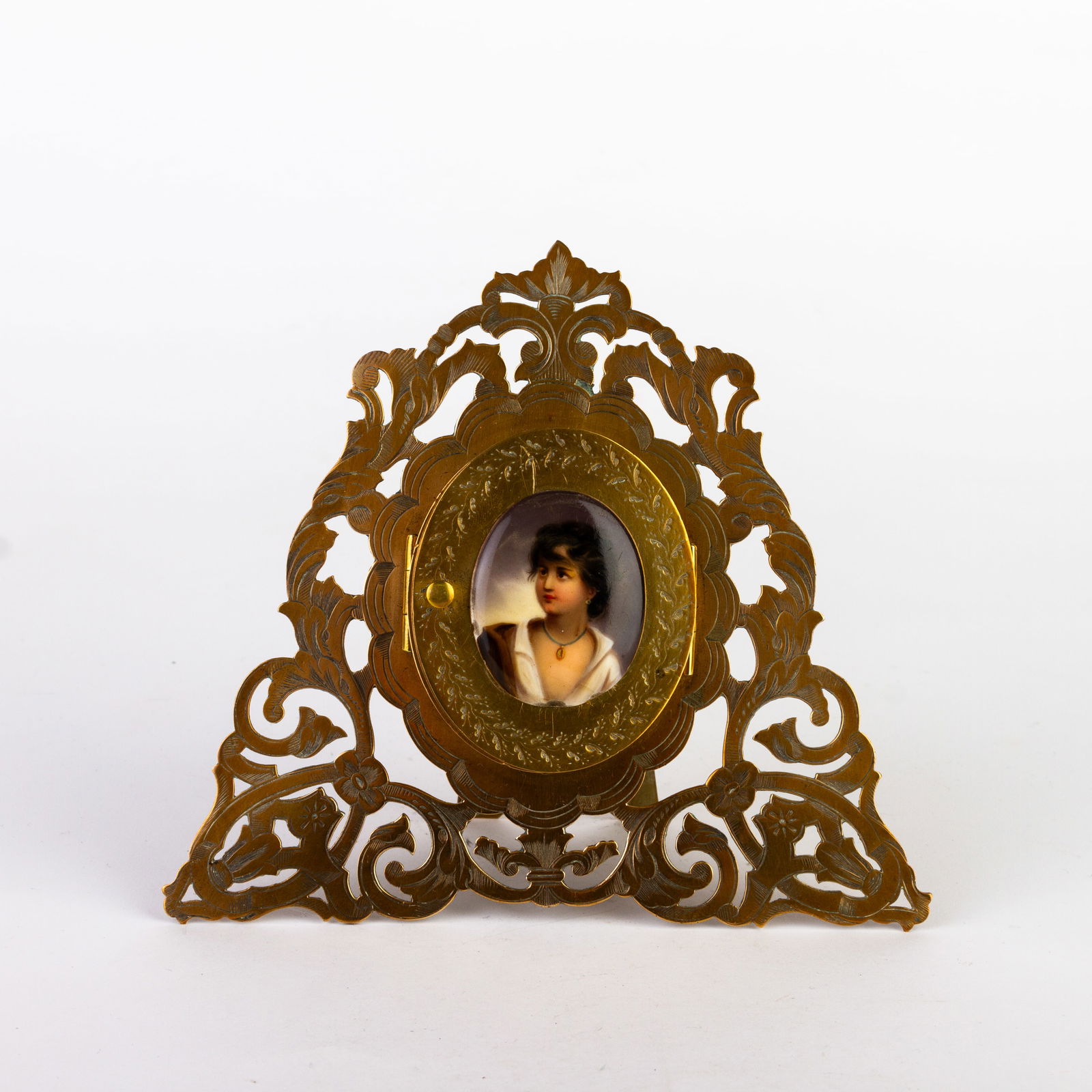 Victorian Pierced Brass Portrait Desk Photograph Locket 19th C (1 of 7)
