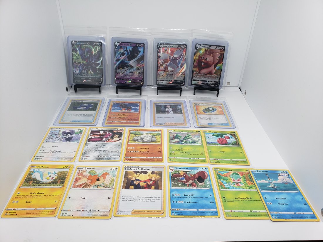 (19) TCG Pokemon Modern V's (1 of 5)